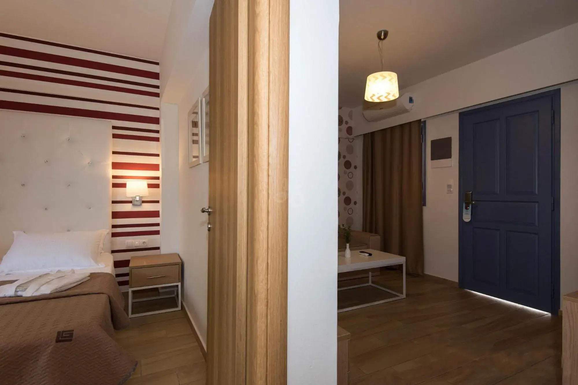 Photo of the whole room in Solimar Ruby Photo of the whole room in Solimar Ruby