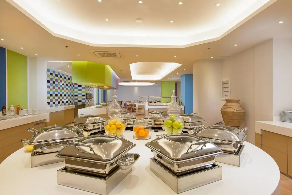 Food and drinks in Solimar Ruby Food and drinks in Solimar Ruby