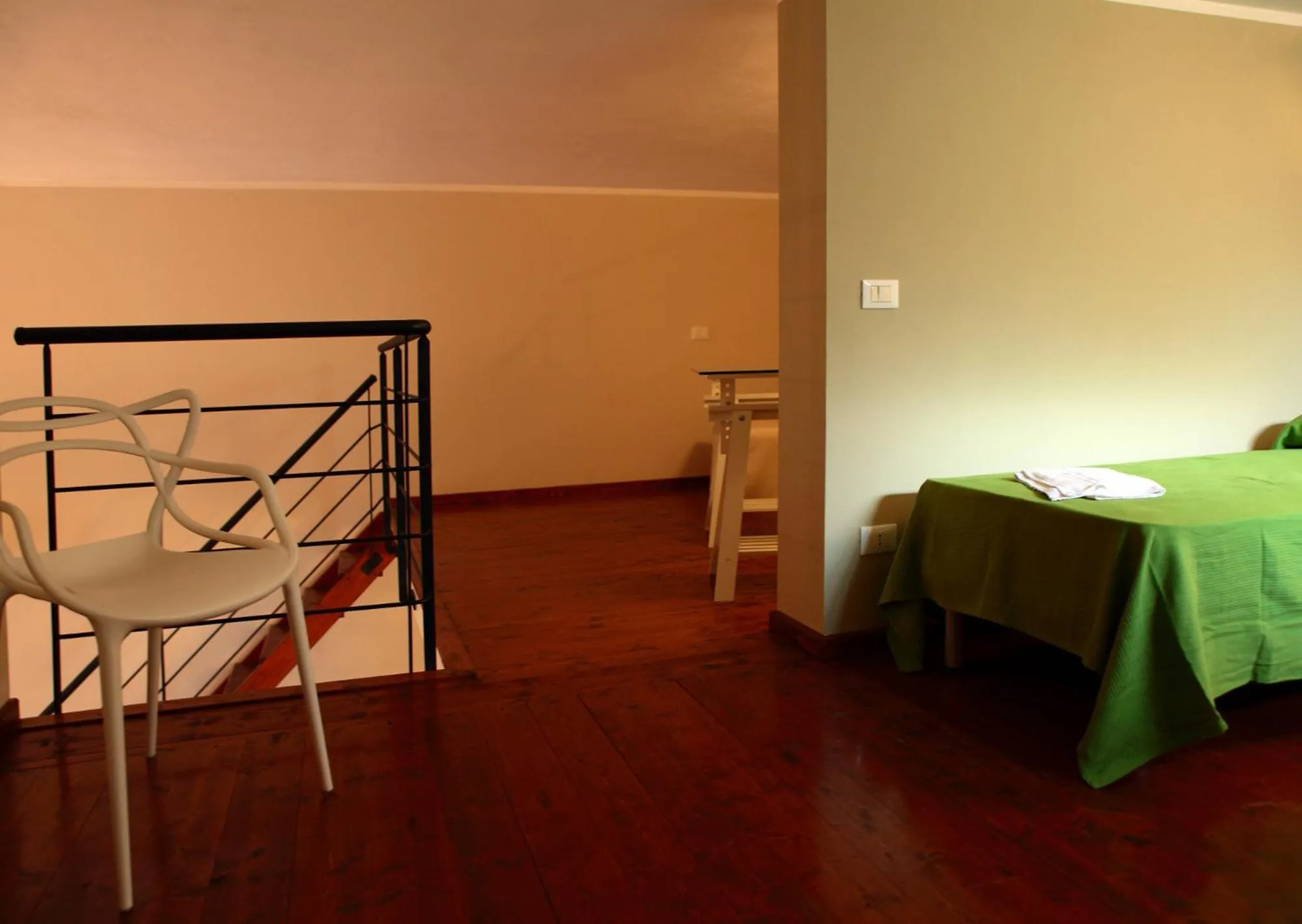 Decorative detail in Palazzo Ossuna