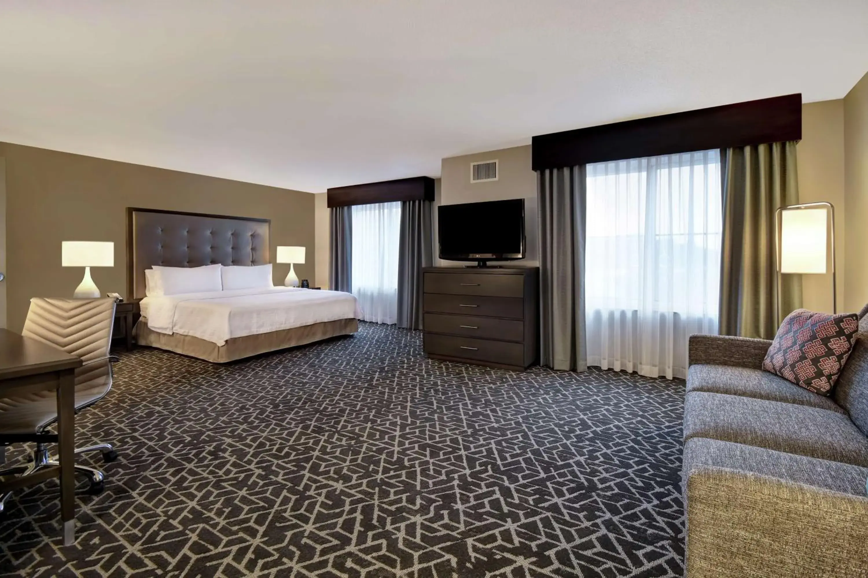 King Studio Suite - Non-Smoking in Homewood Suites by Hilton Edgewater-NYC Area King Studio Suite - Non-Smoking in Homewood Suites by Hilton Edgewater-NYC Area