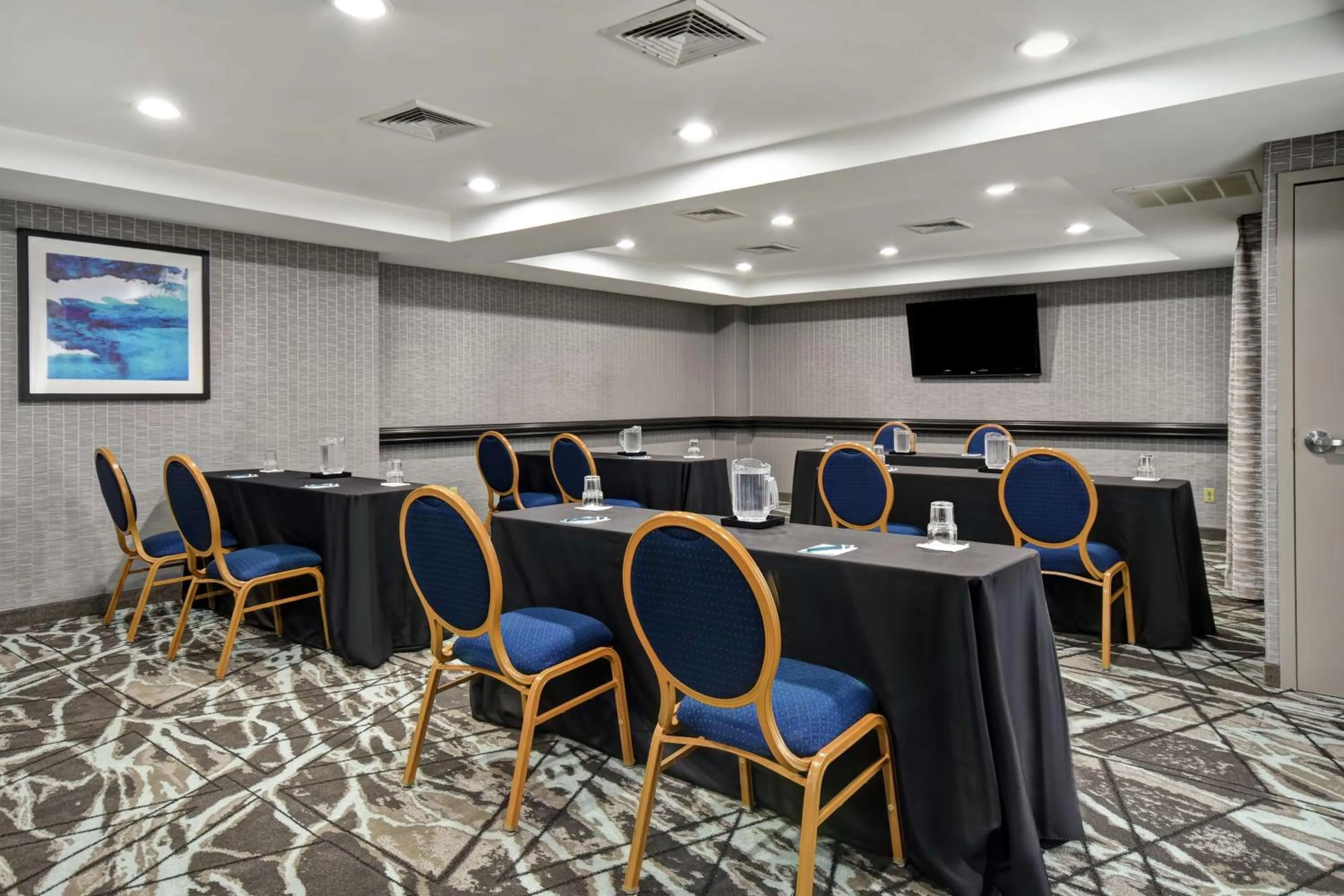 Meeting/conference room in Homewood Suites by Hilton Edgewater-NYC Area