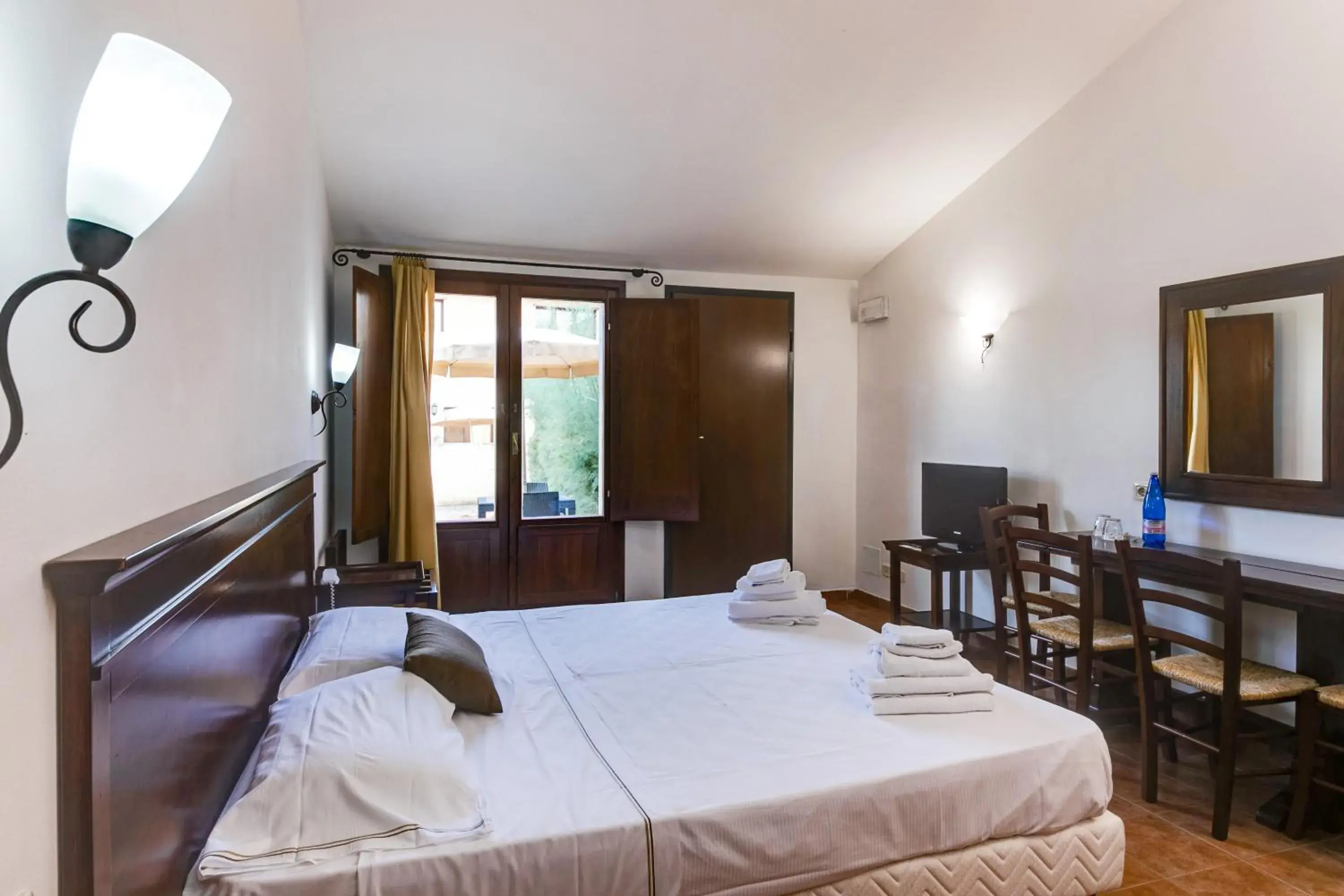 Bedroom, Bed in Borgo Magliano Resort Bedroom, Bed in Borgo Magliano Resort