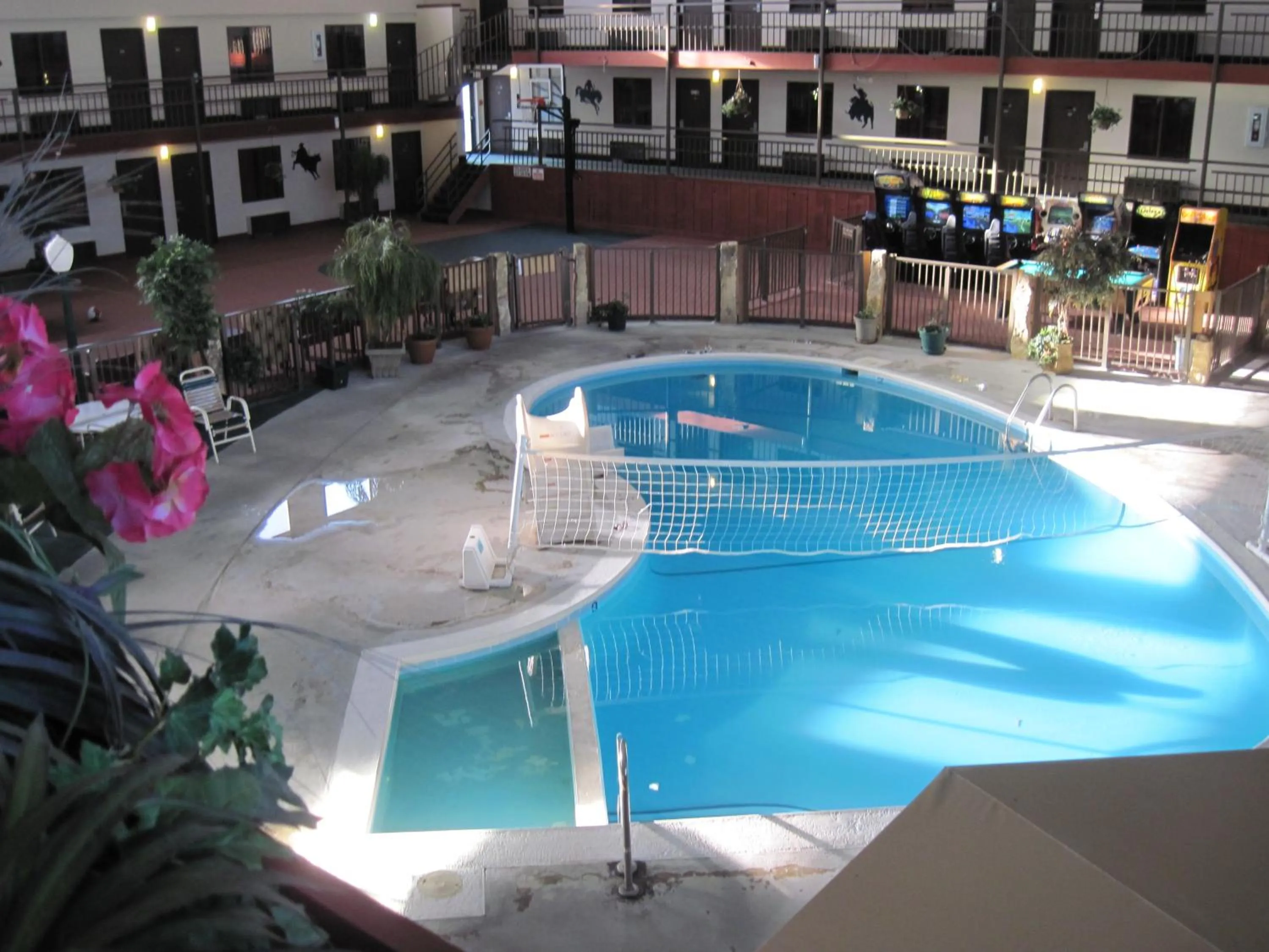 Swimming pool in Dodge House Hotel