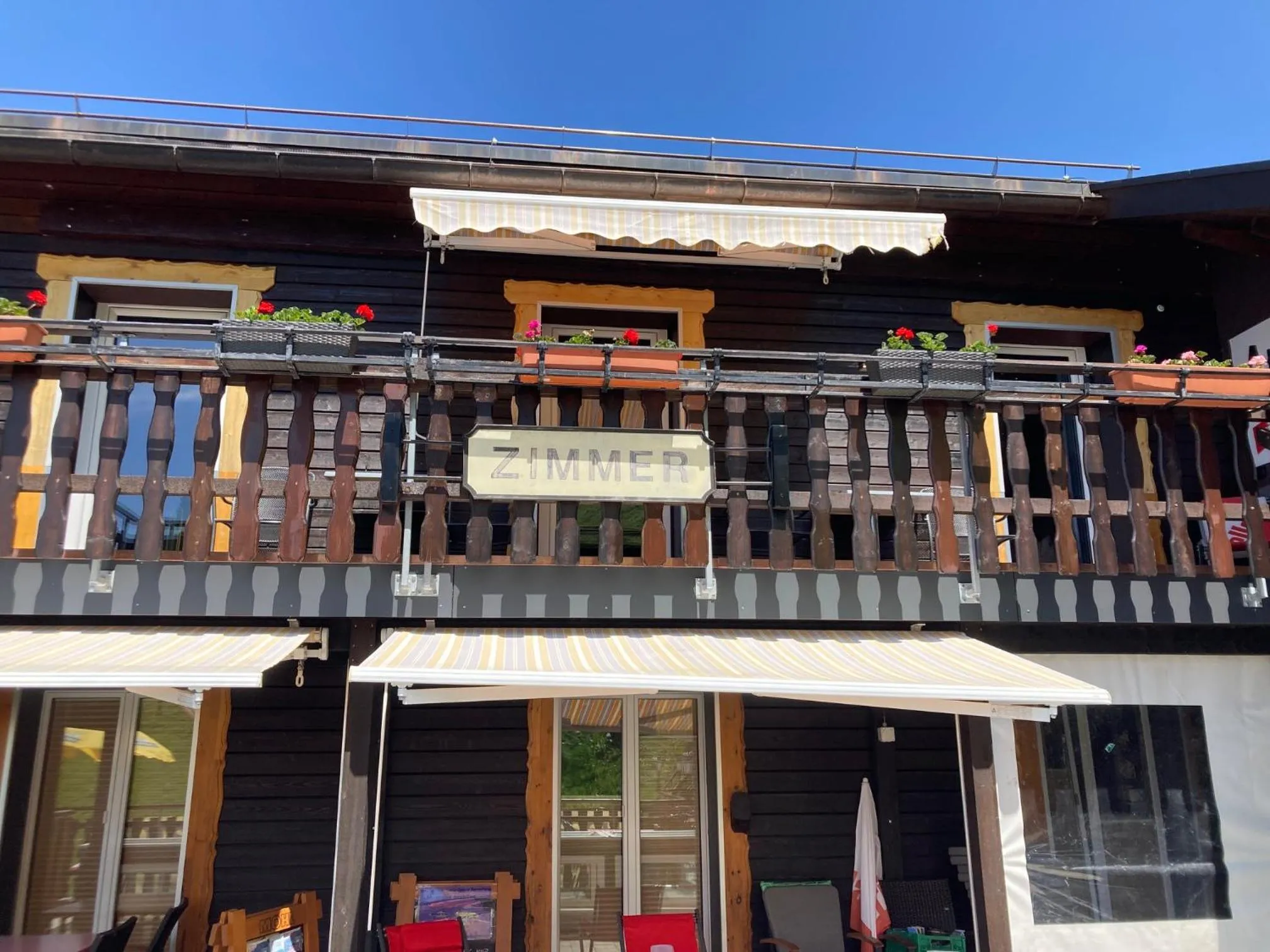 Property building in Klewenalp Ausflugs-Ski-Pistenhotel Klewenstock