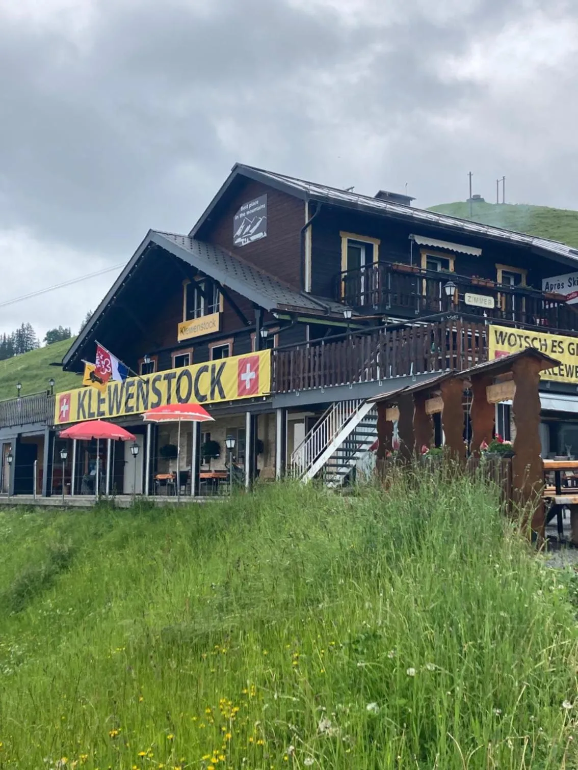 Property building in Klewenalp Ausflugs-Ski-Pistenhotel Klewenstock