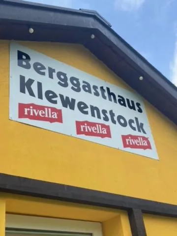 Property logo or sign in Klewenalp Ausflugs-Ski-Pistenhotel Klewenstock
