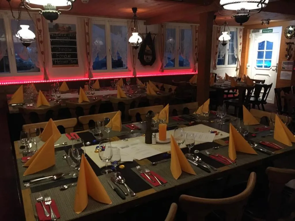 Restaurant/places to eat in Klewenalp Ausflugs-Ski-Pistenhotel Klewenstock