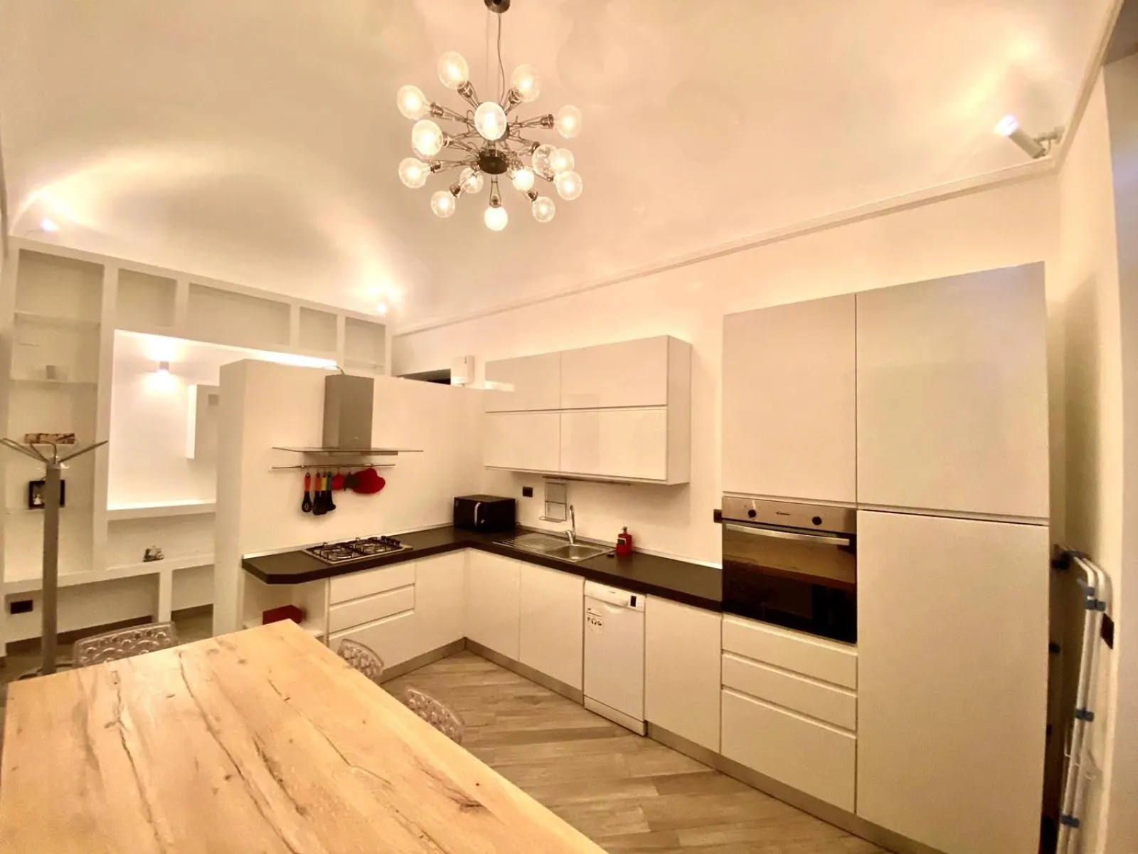 Kitchen or kitchenette in HH Hermoso Housing ALESSANDRIA