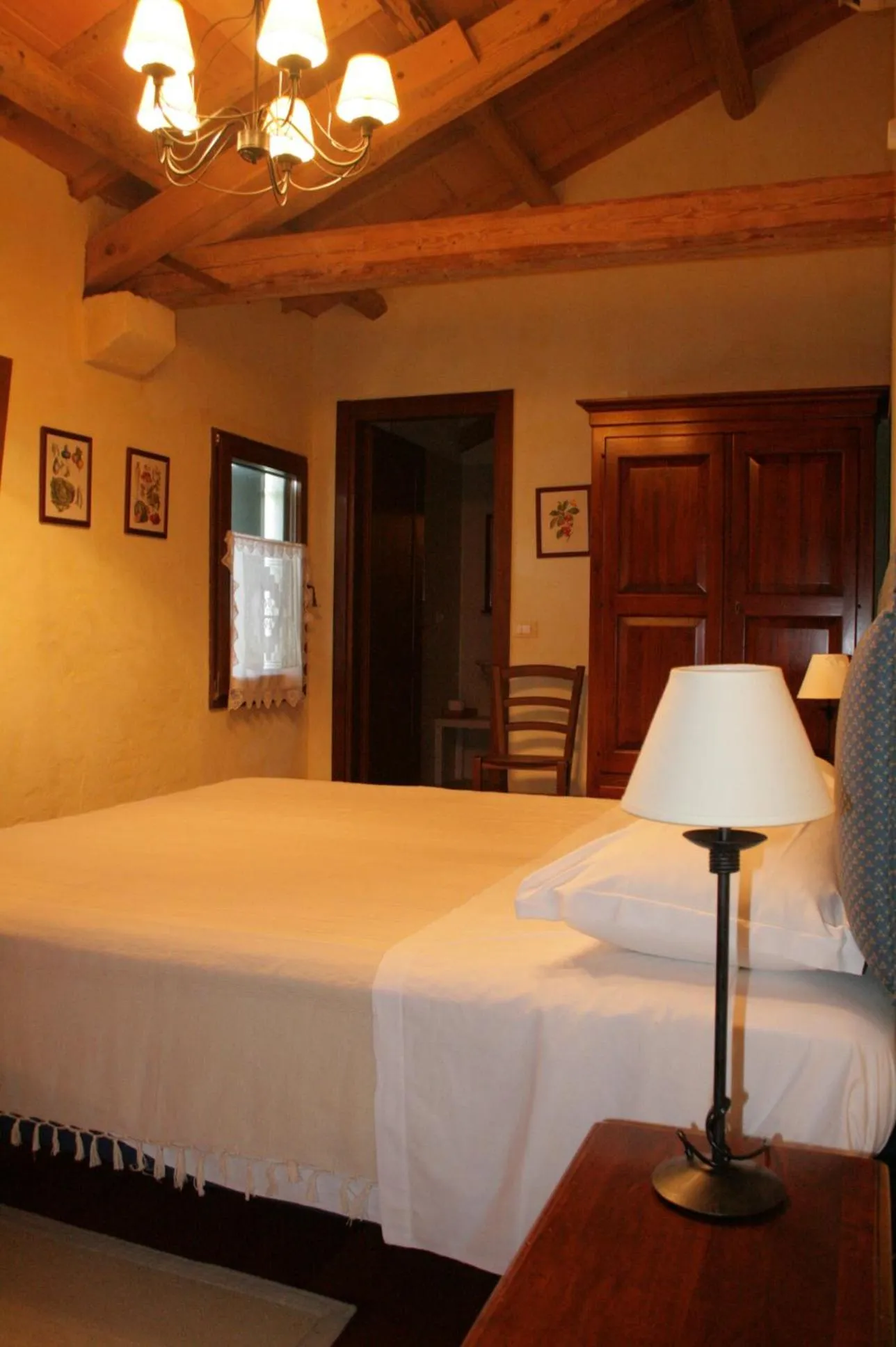 Photo of the whole room in Locanda Antico Fighèr