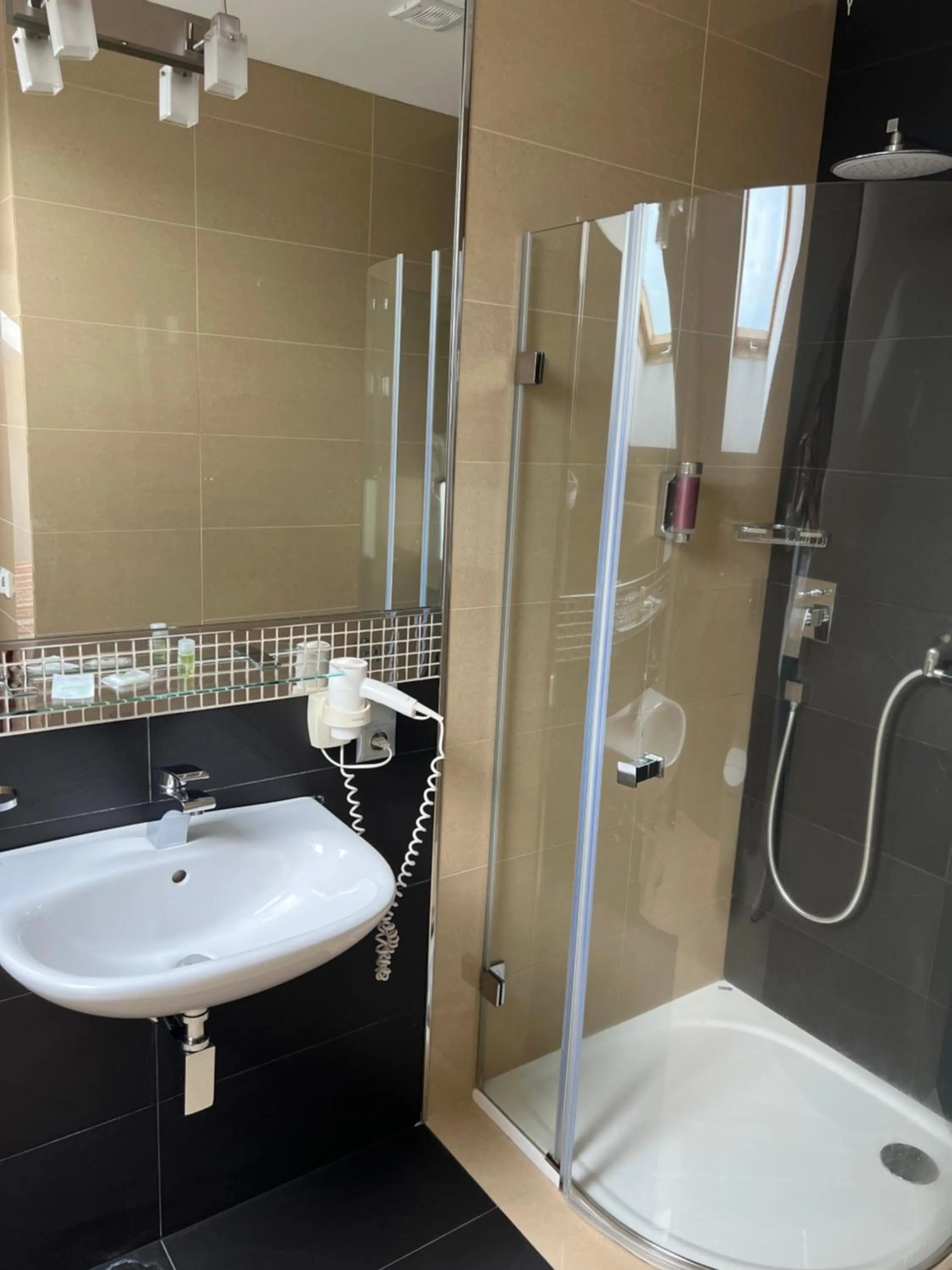 Hotel Krušnohorský Dvůr