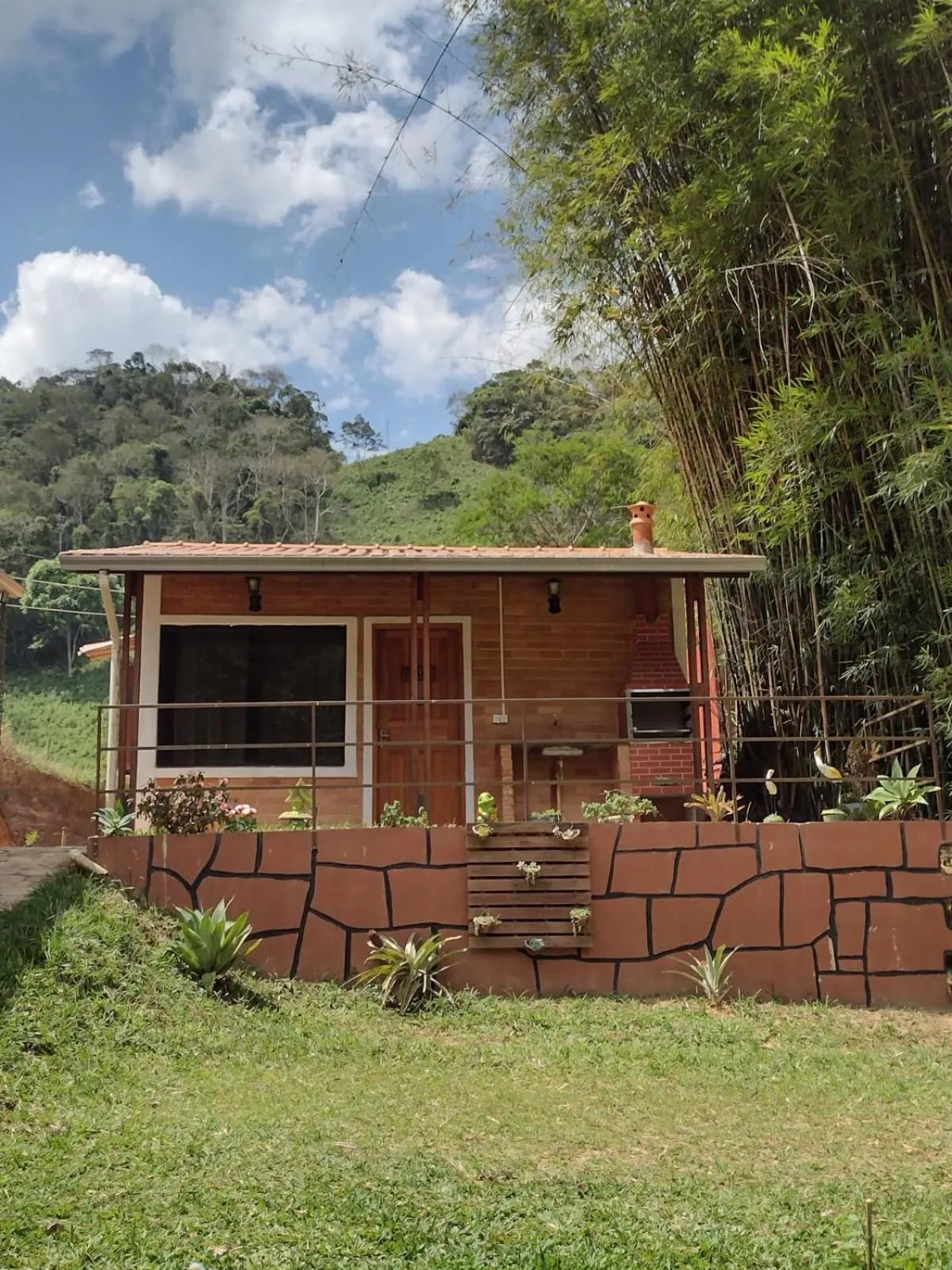 Property building in Pousada, Camping e Restaurante do Sô Ito