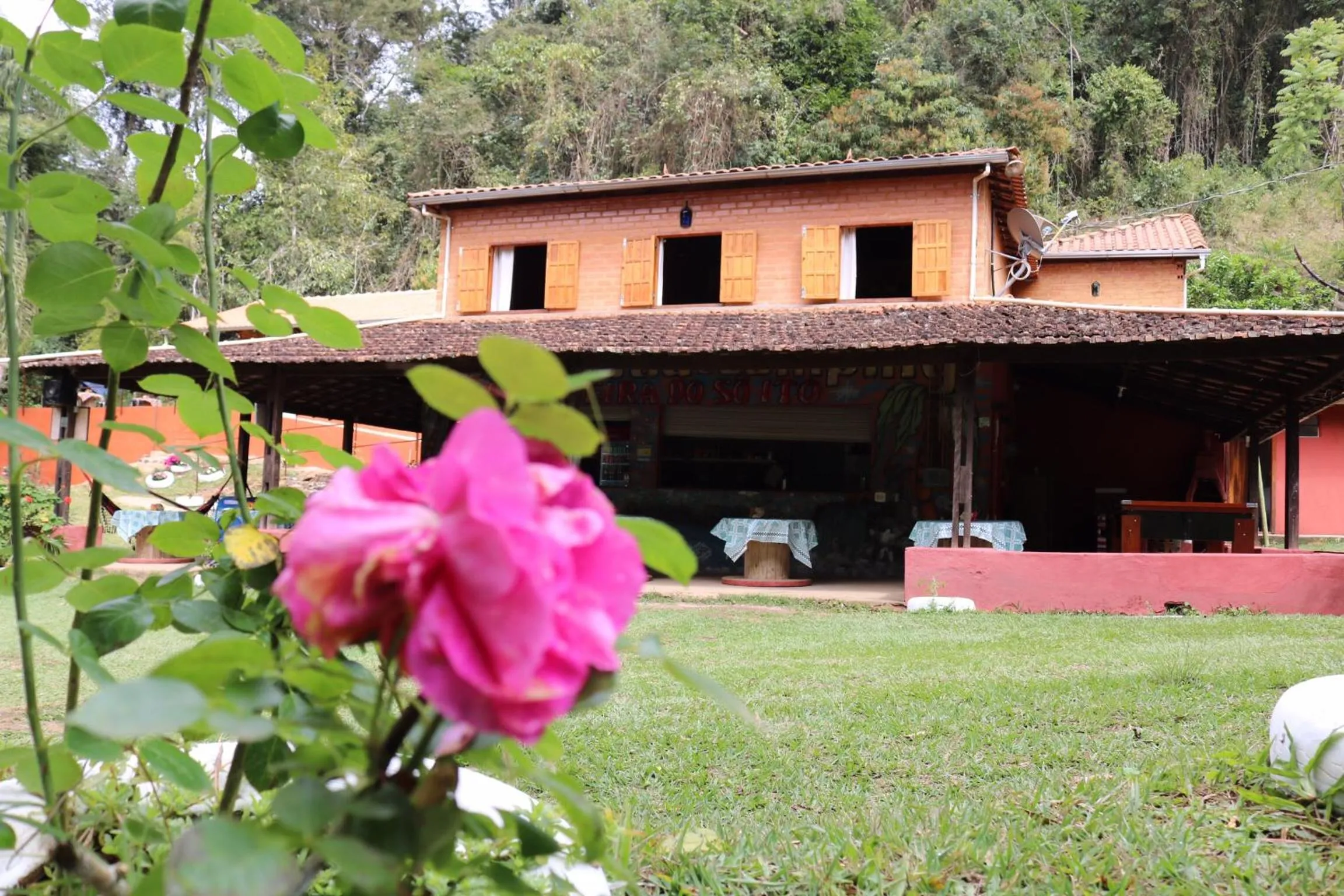 Property building in Pousada, Camping e Restaurante do Sô Ito