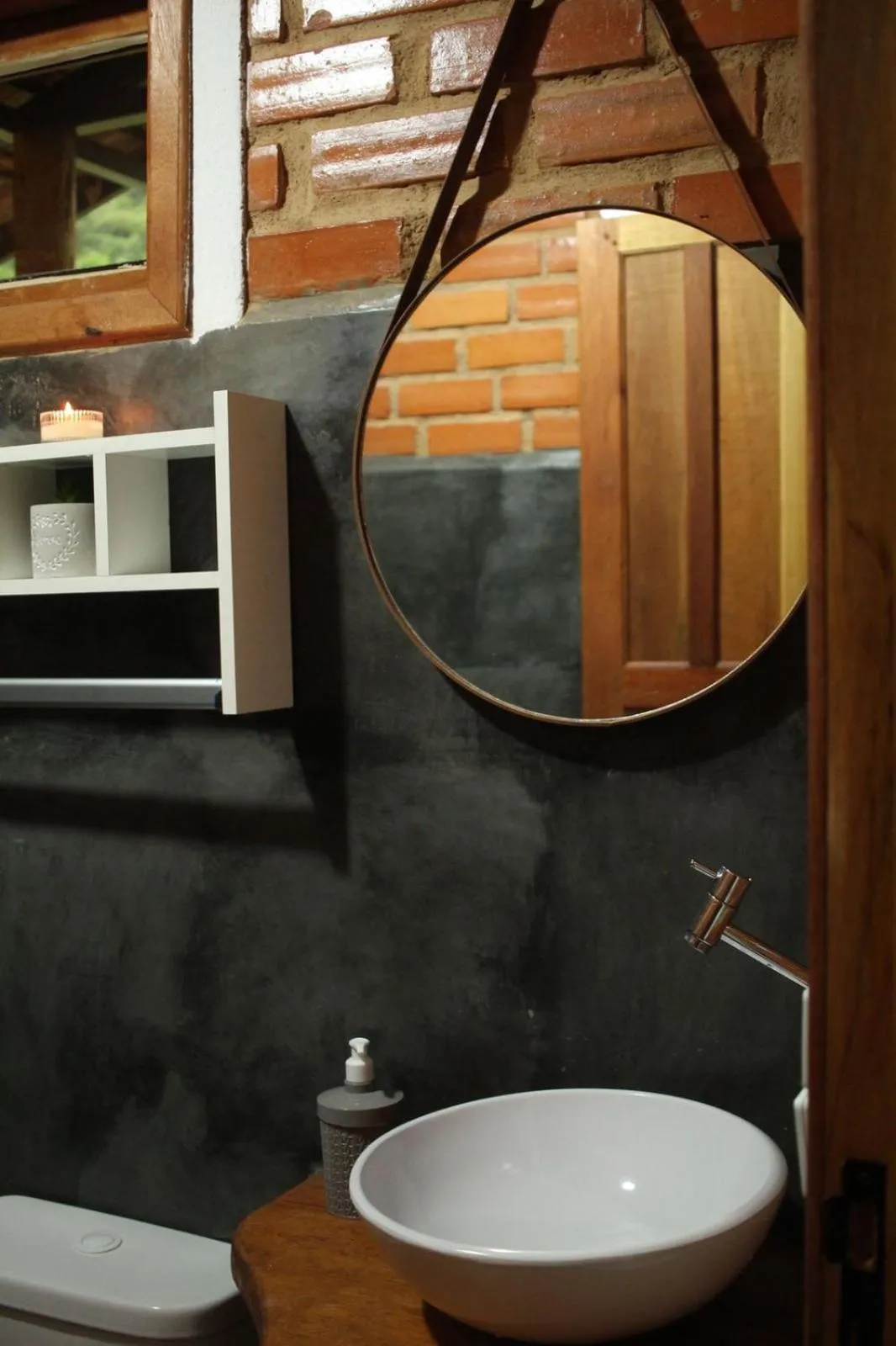Bathroom in Pousada, Camping e Restaurante do Sô Ito