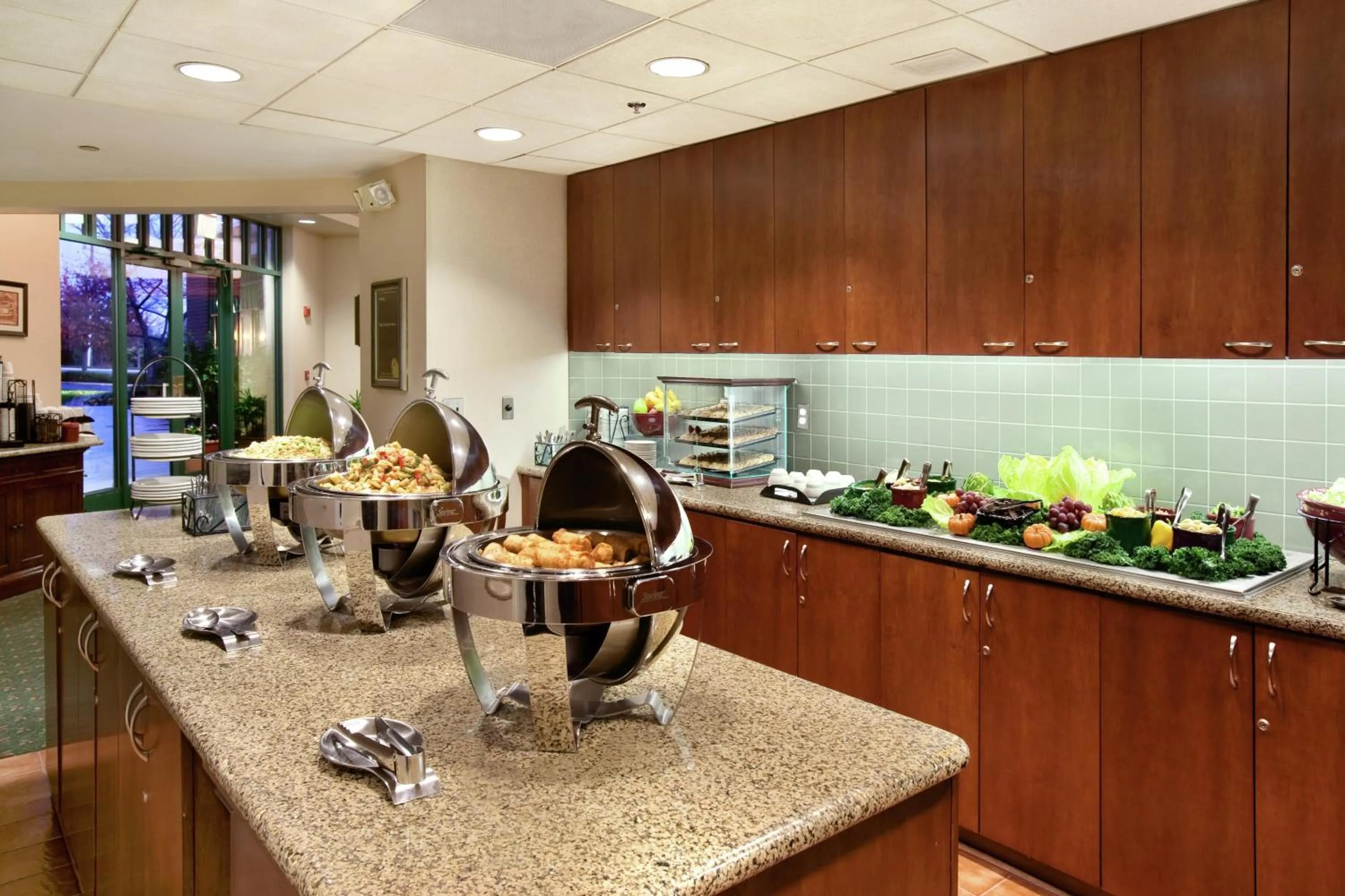 Breakfast in Homewood Suites by Hilton Falls Church