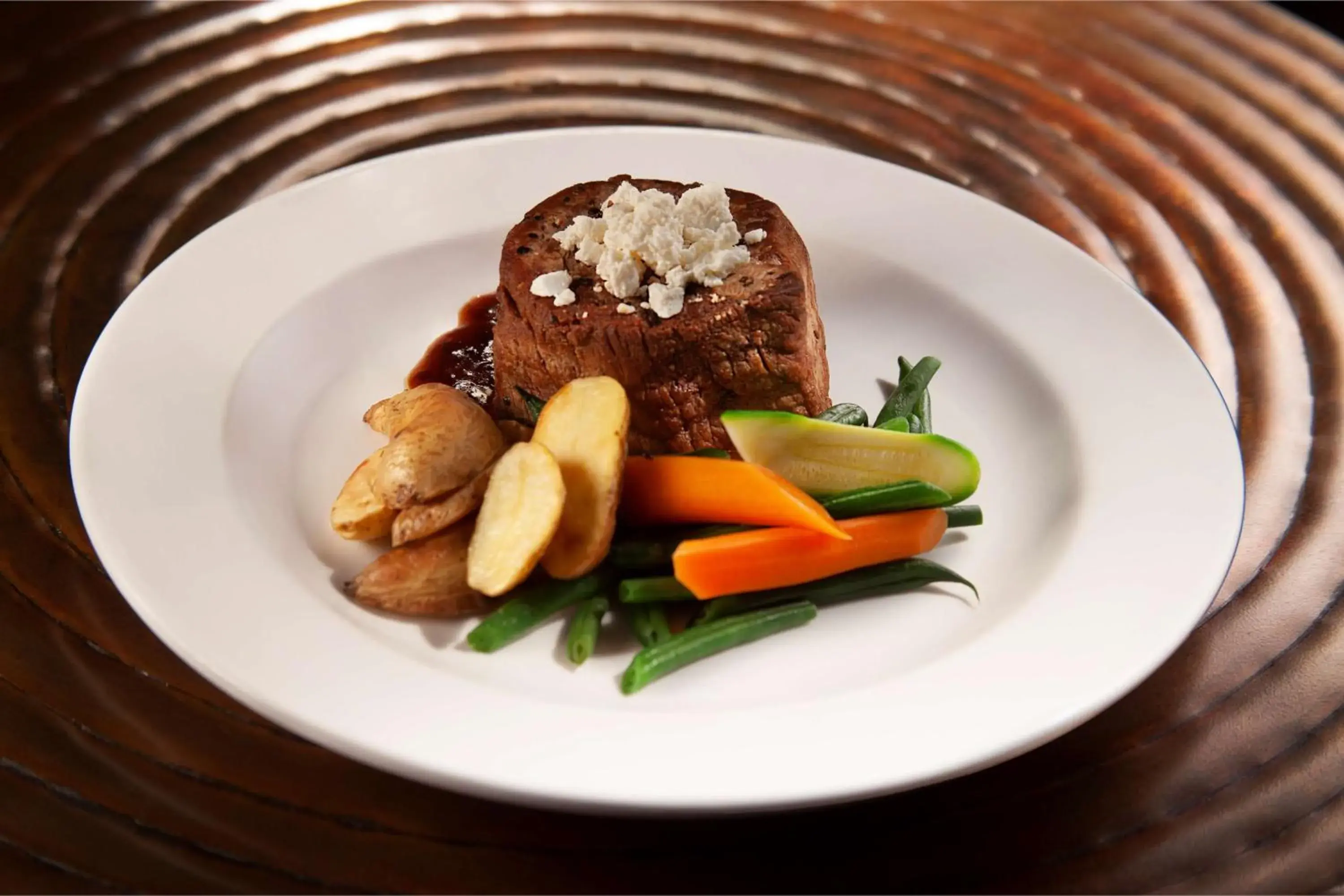 Restaurant/places to eat in Embassy Suites by Hilton Philadelphia Airport Restaurant/places to eat in Embassy Suites by Hilton Philadelphia Airport