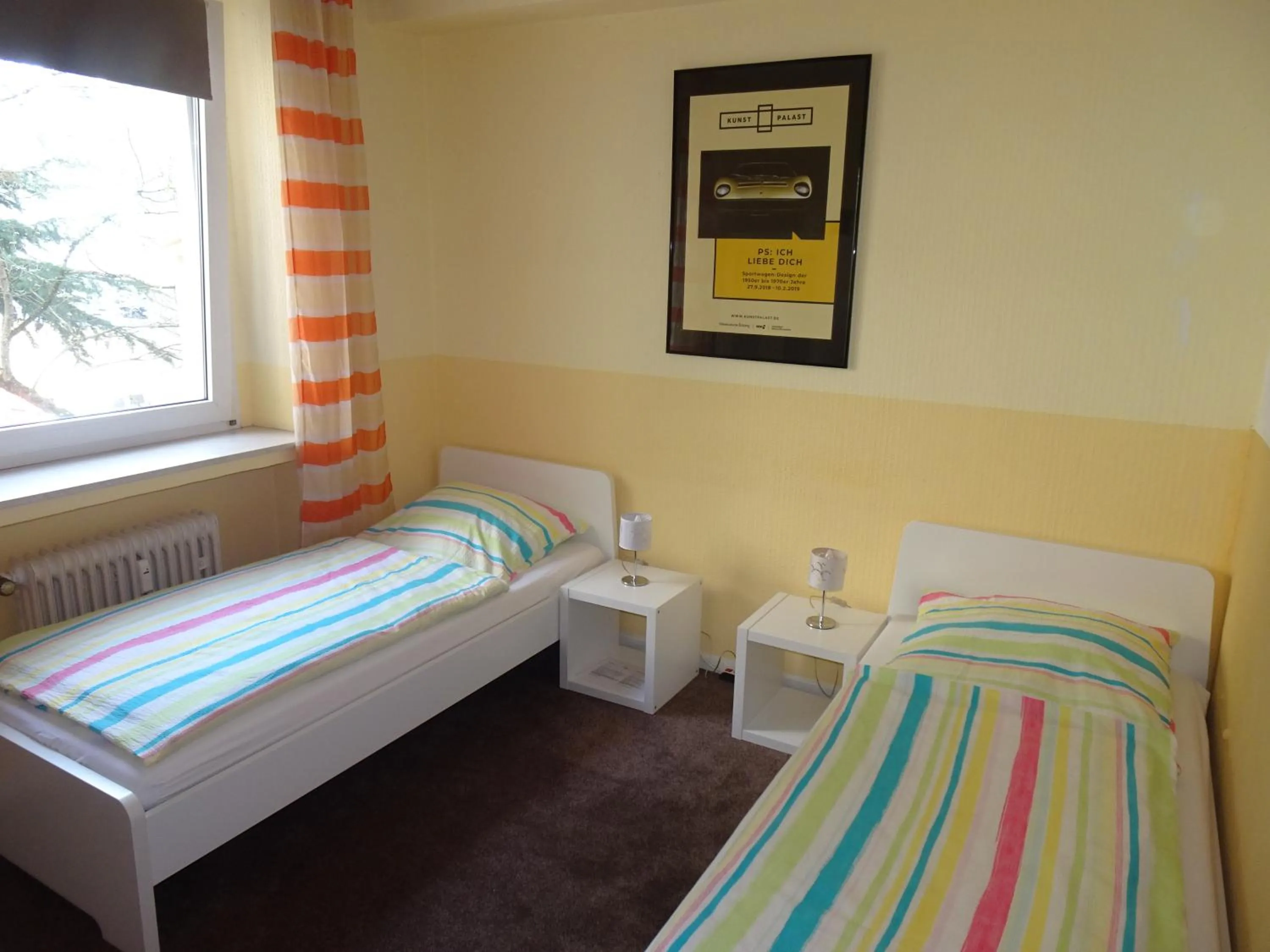 Photo of the whole room, Bed in Gästehaus Grupello