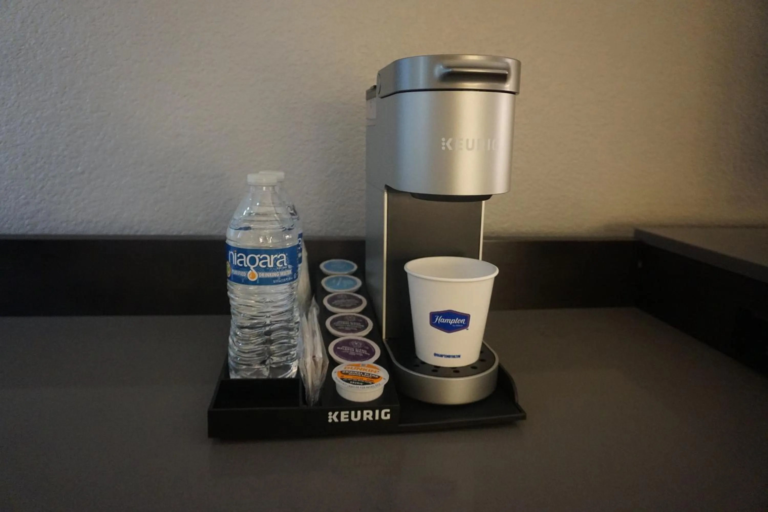 Coffee/tea facilities in Hampton Inn Tropicana