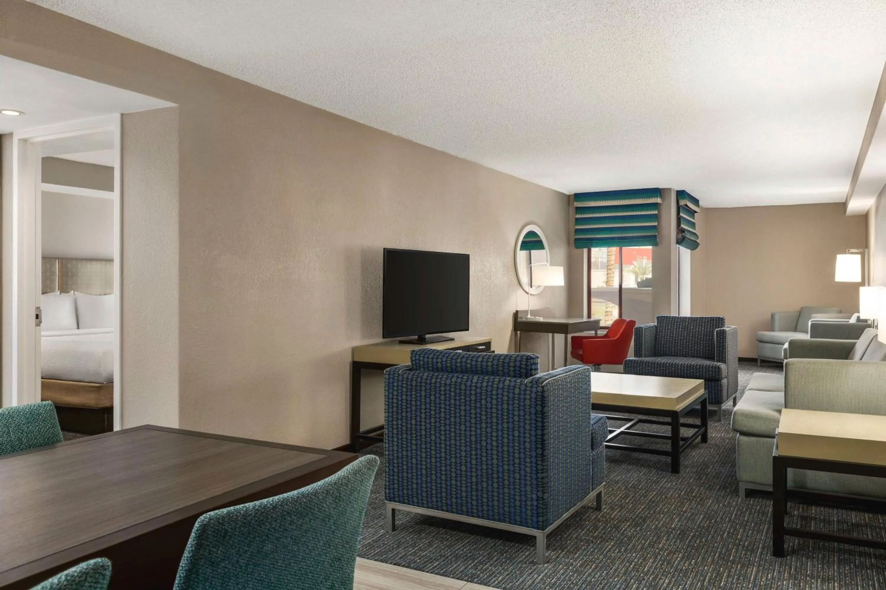 Living room in Hampton Inn Tropicana