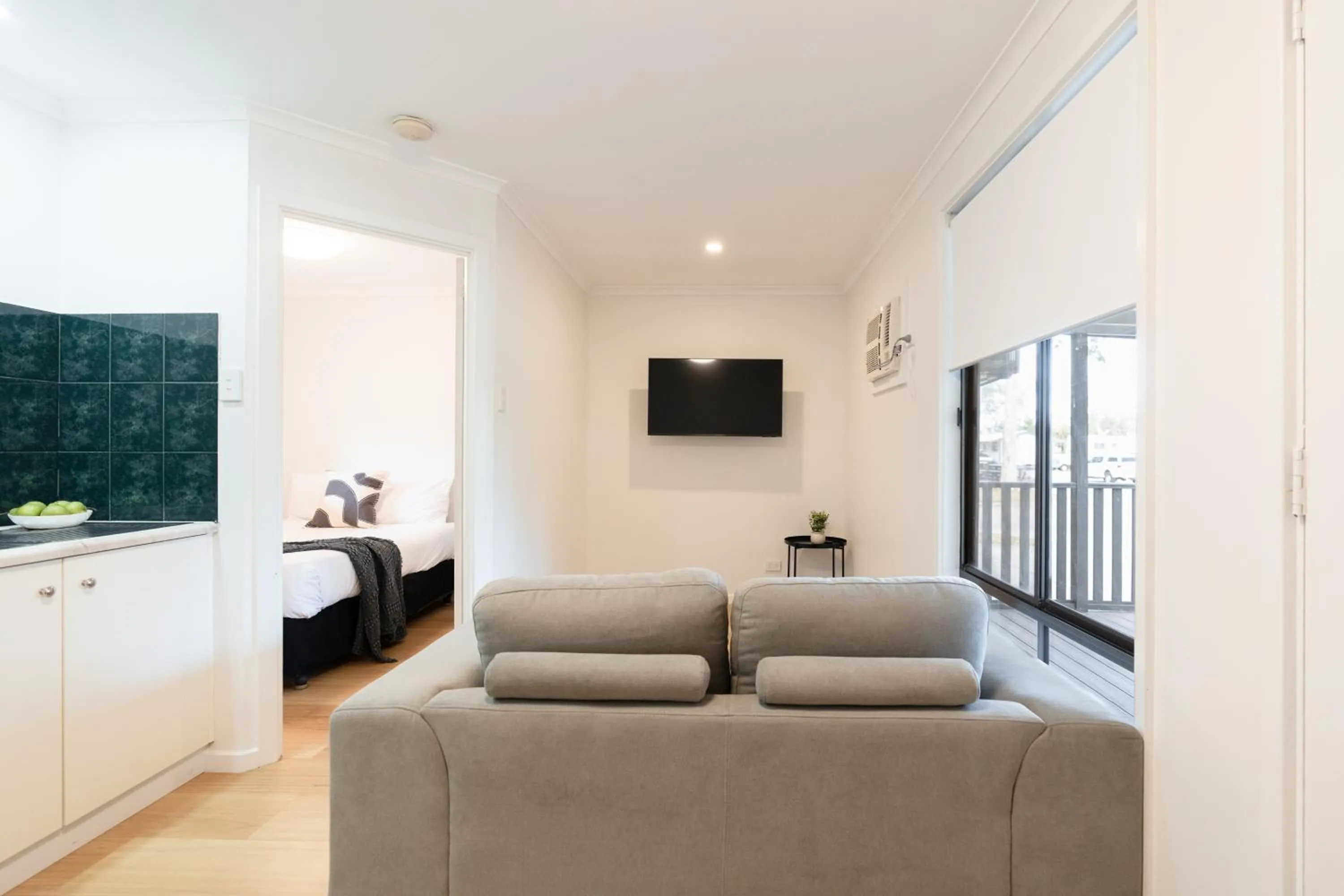 Living room in Highway 1 Holiday & Lifestyle Park