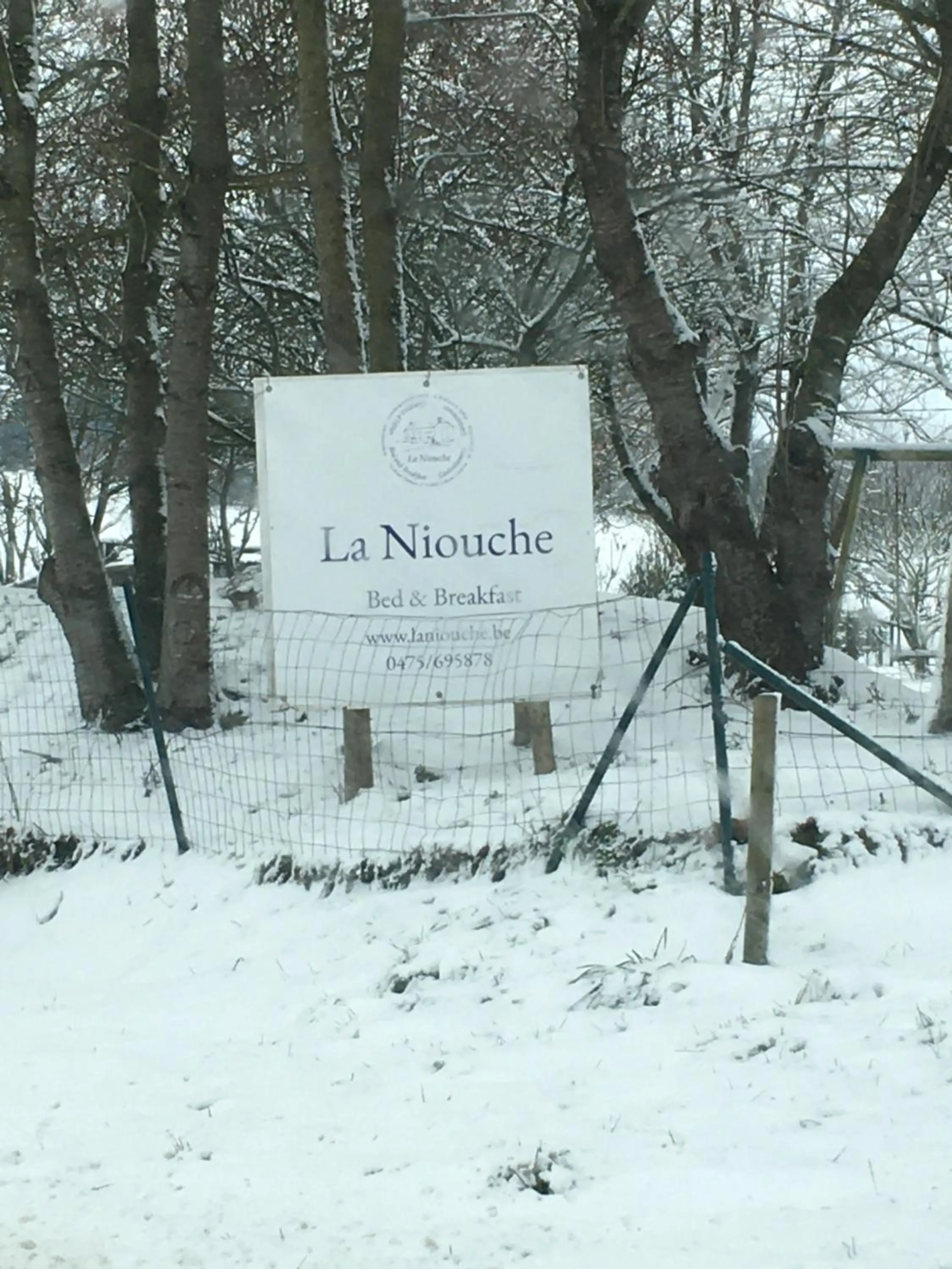 Natural landscape in B&B La Niouche