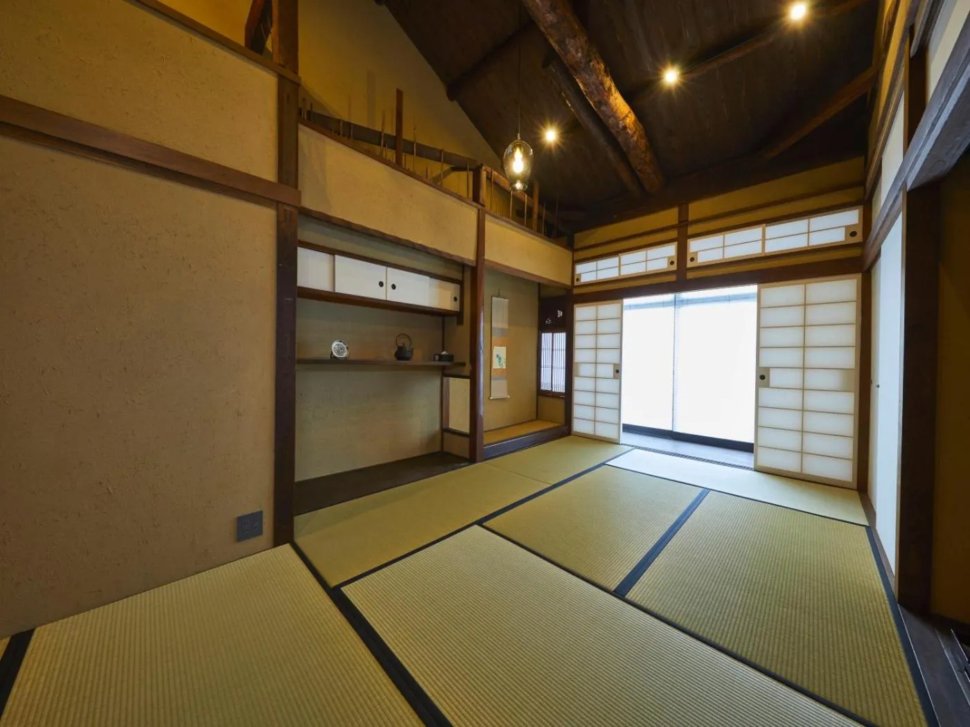 Photo of the whole room in Rinn Premium Nijo Castle North