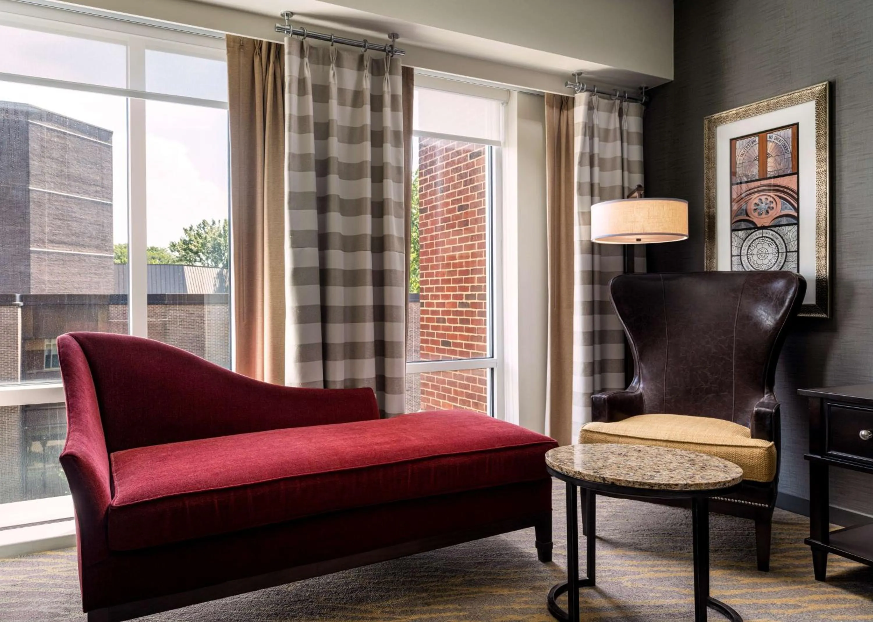 Living room in The Inn at Penn, A Hilton Hotel