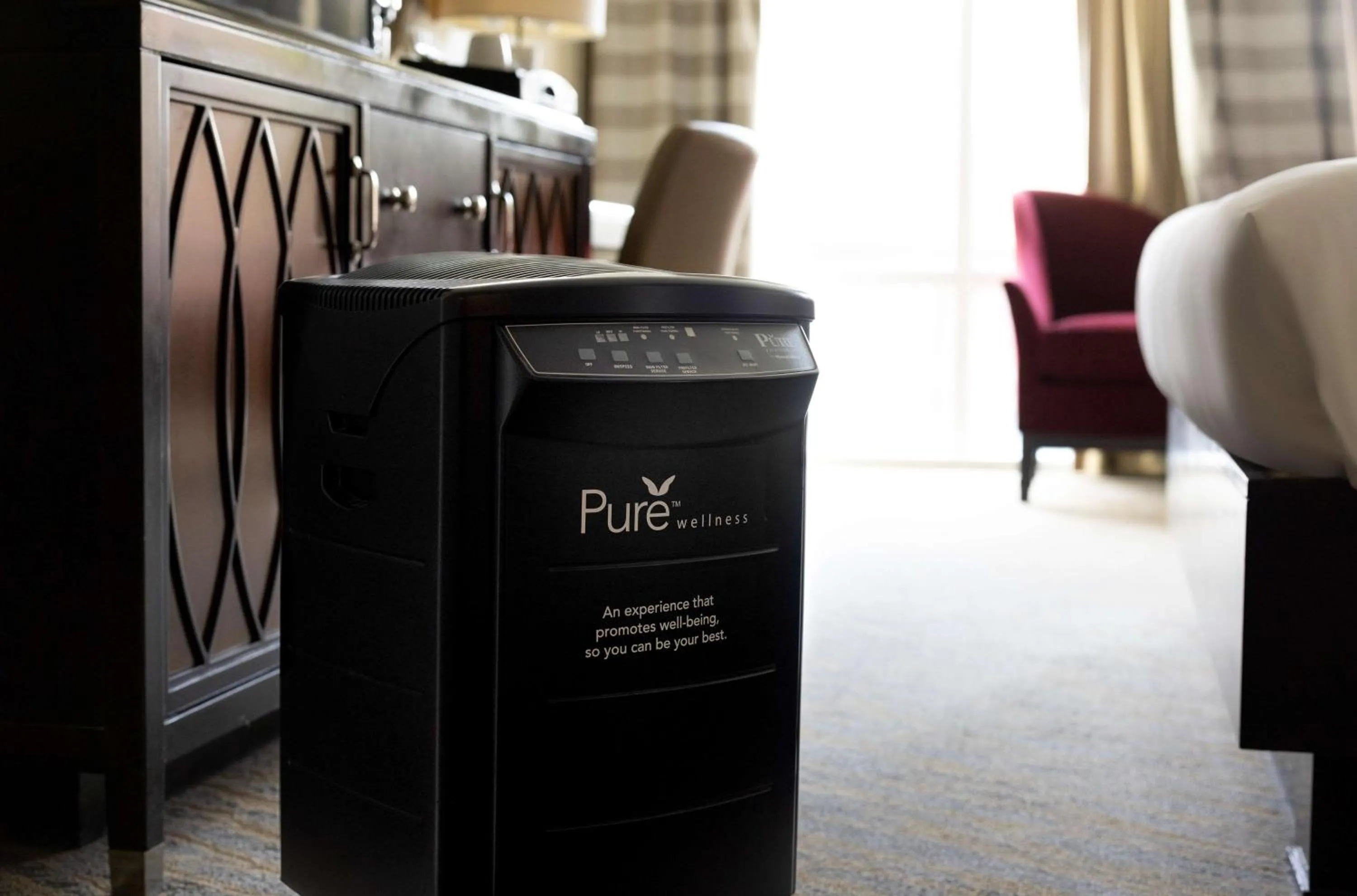 Bedroom in The Inn at Penn, A Hilton Hotel