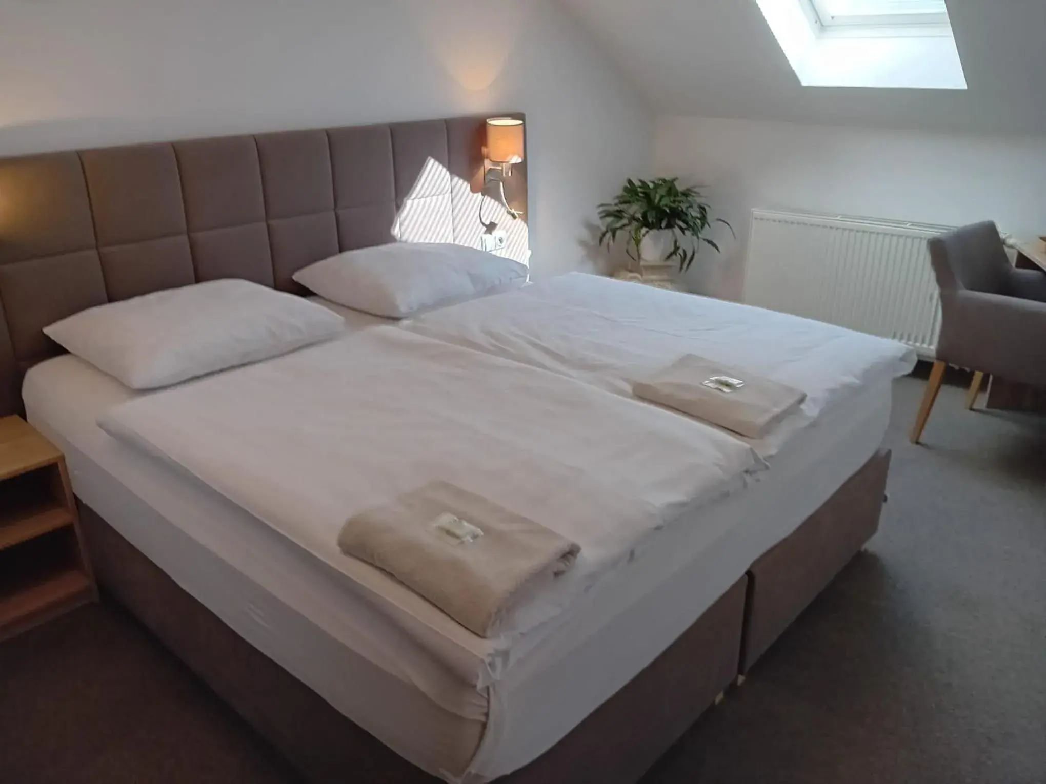 Double or Twin Room in Hotel u Budvaru Double or Twin Room in Hotel u Budvaru