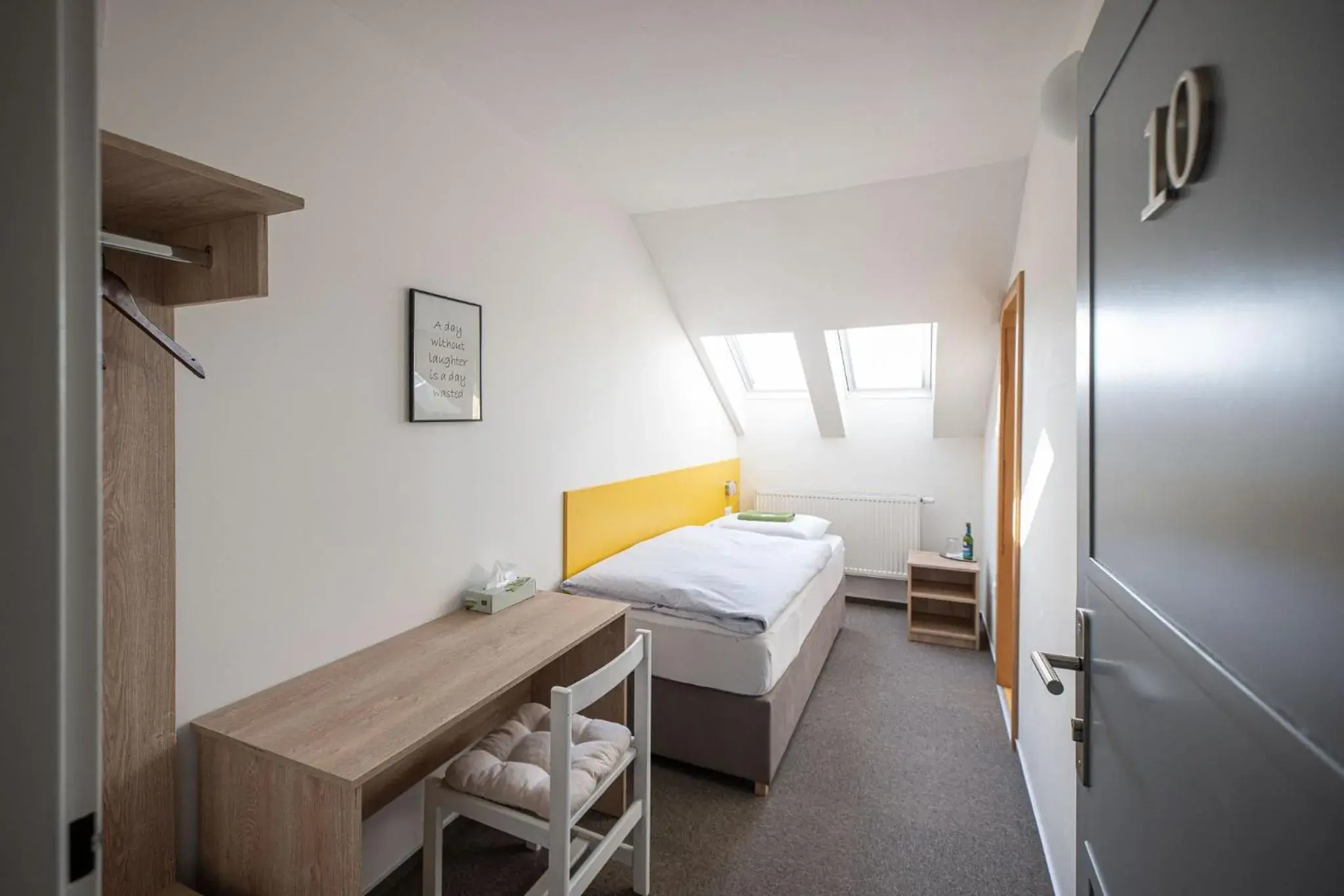 Single Room in Hotel u Budvaru Single Room in Hotel u Budvaru