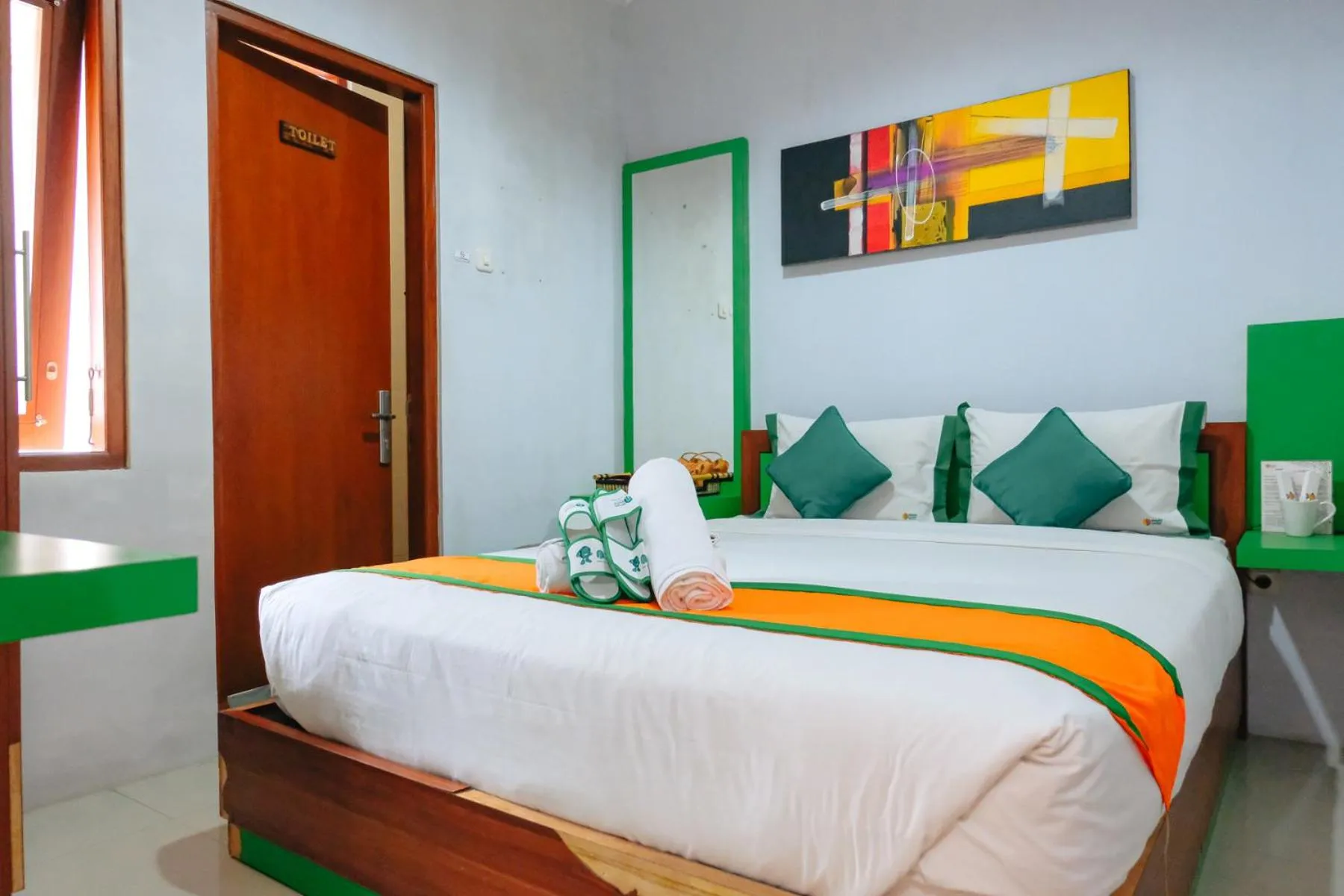 Bedroom, Bed in Homestay Simply Homy Jogja dekat Ambarukmo plaza