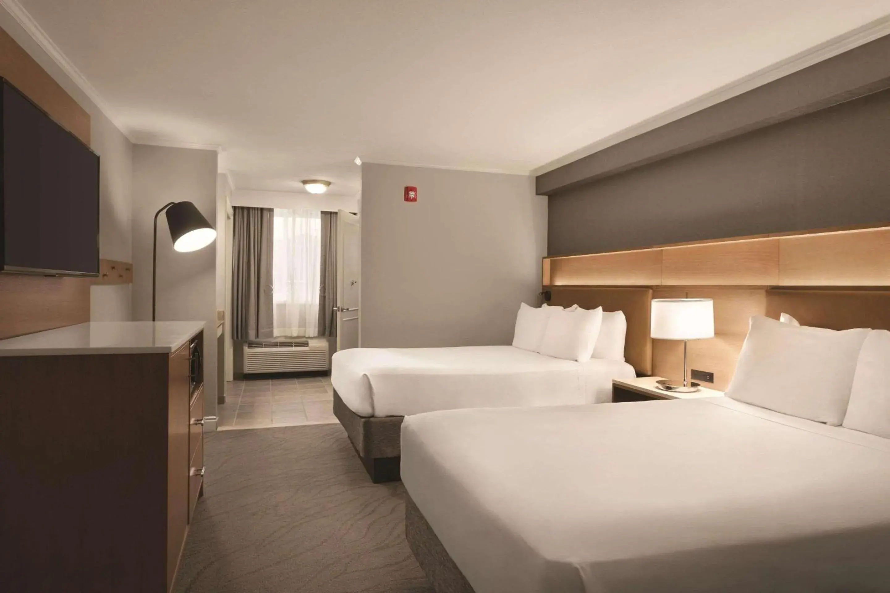 Bedroom, Bed in Radisson Hotel Providence Airport Bedroom, Bed in Radisson Hotel Providence Airport