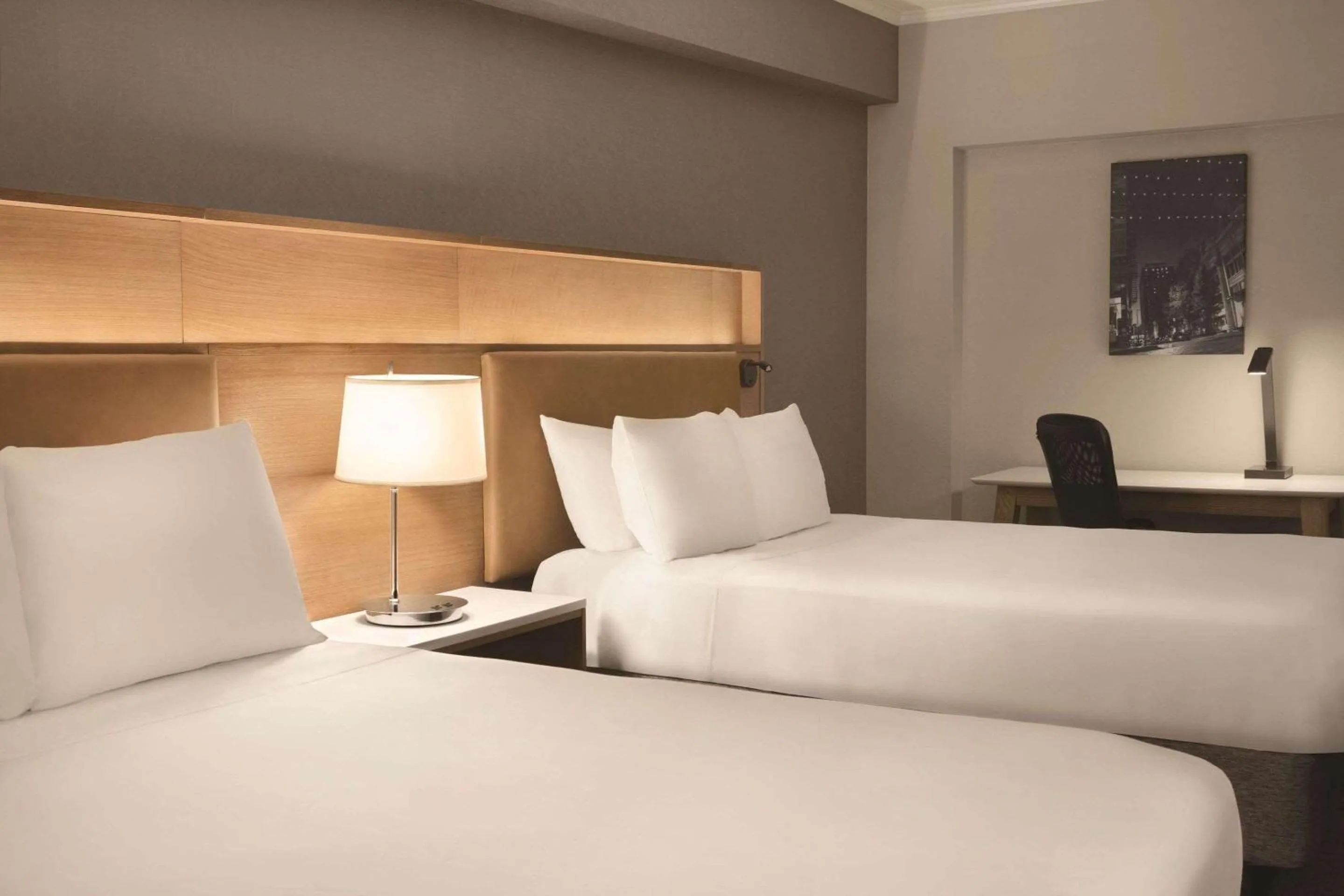 Bedroom, Bed in Radisson Hotel Providence Airport