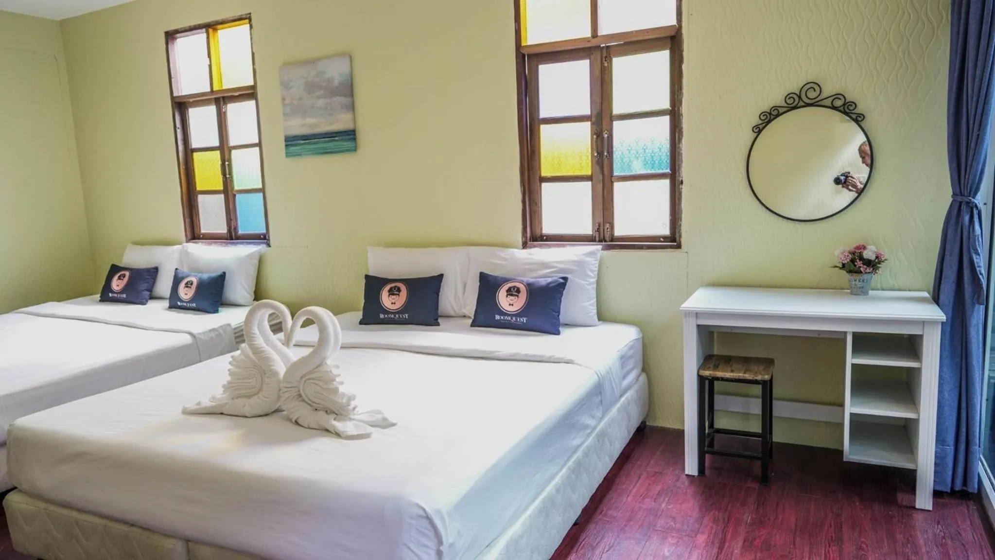 Bed in RoomQuest Amphawa Floating Market