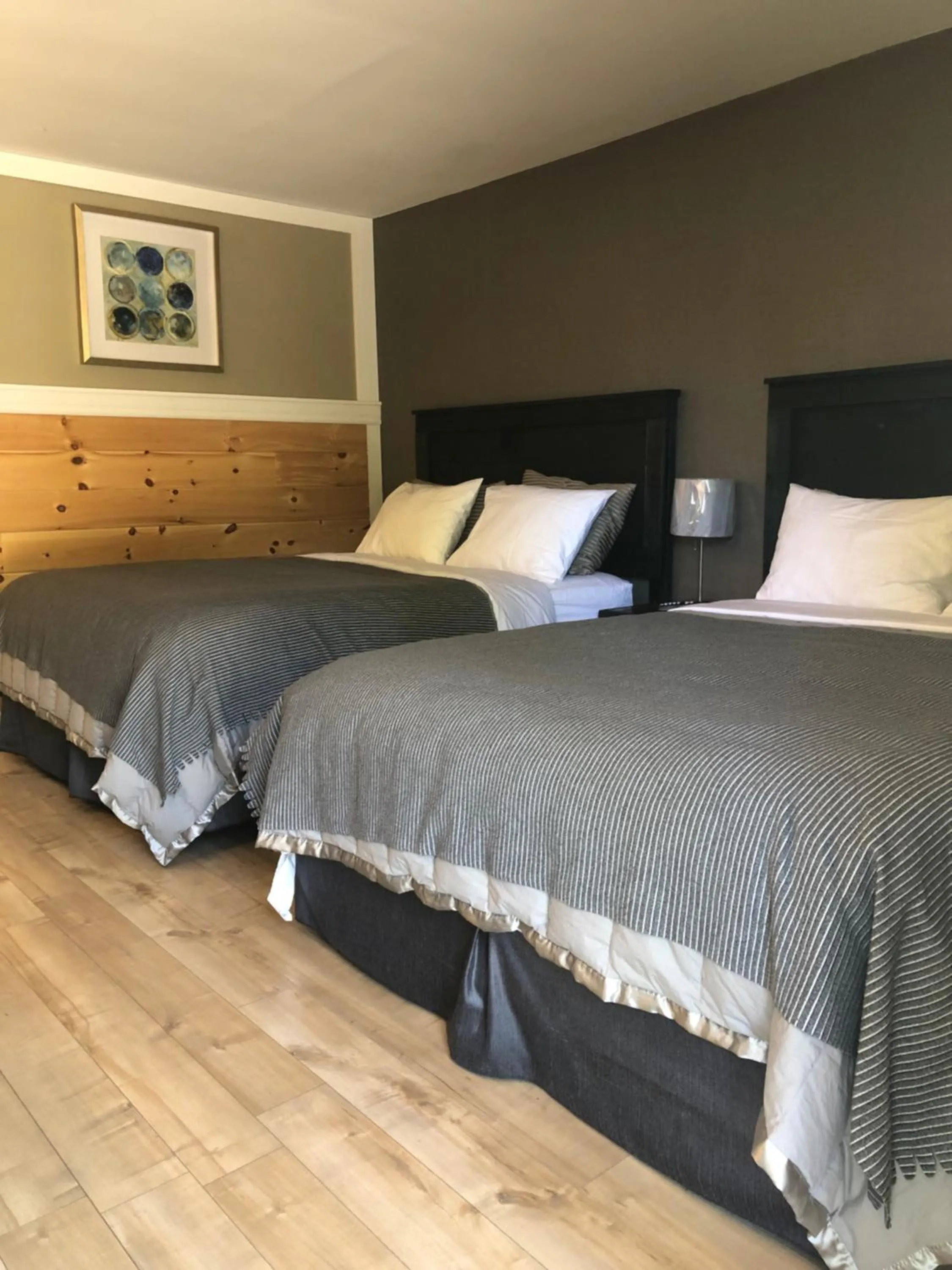 Bedroom, Bed in Greenside Motel