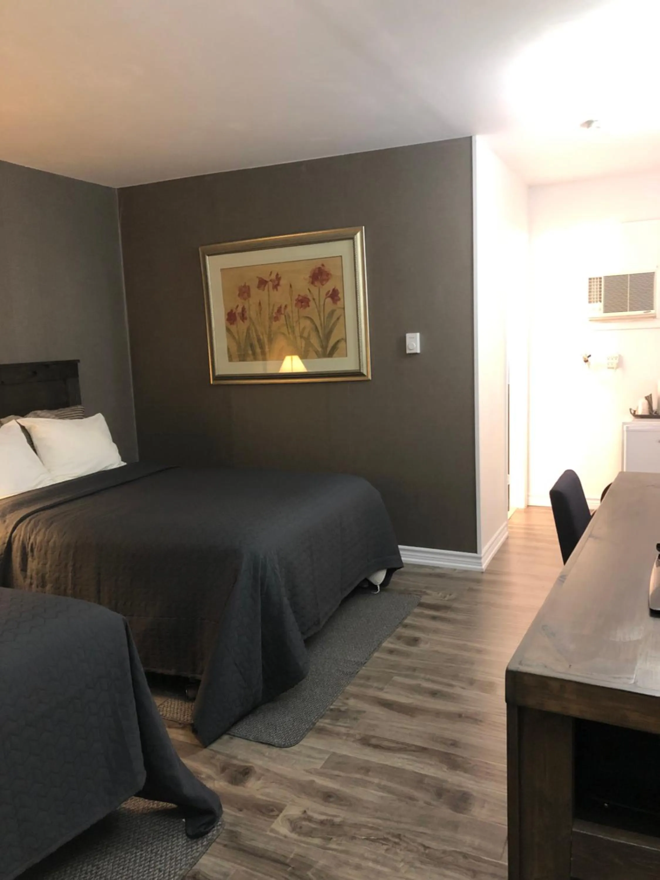 Bed in Greenside Motel