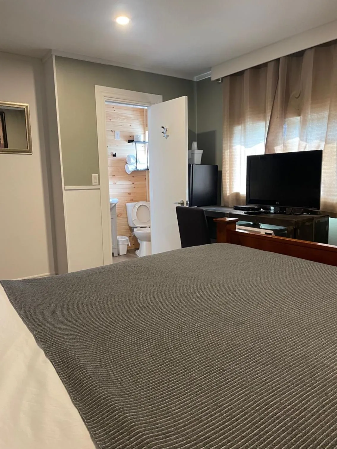 Bed in Greenside Motel