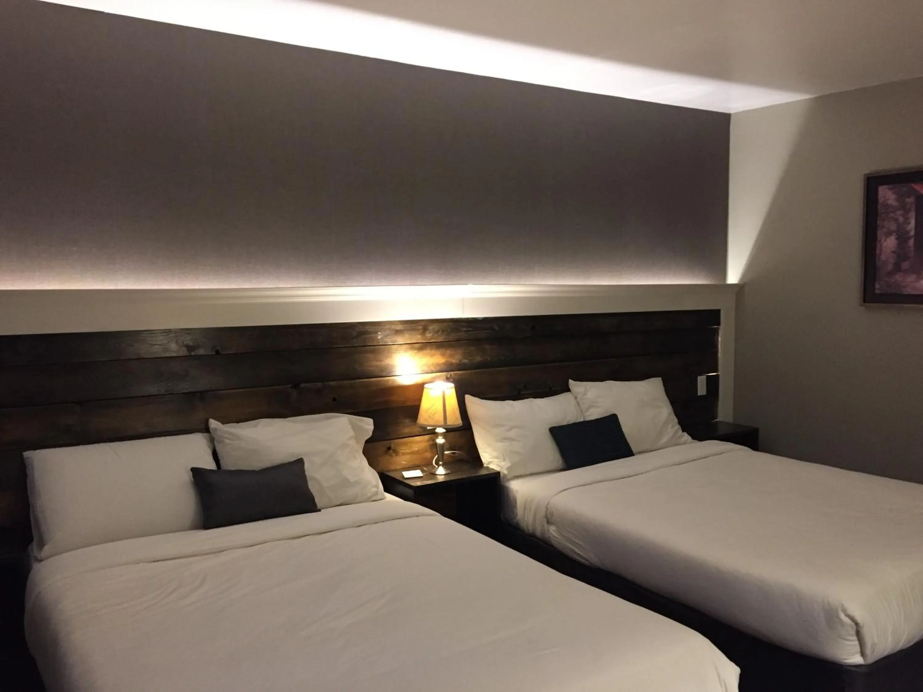 Bedroom, Bed in Greenside Motel