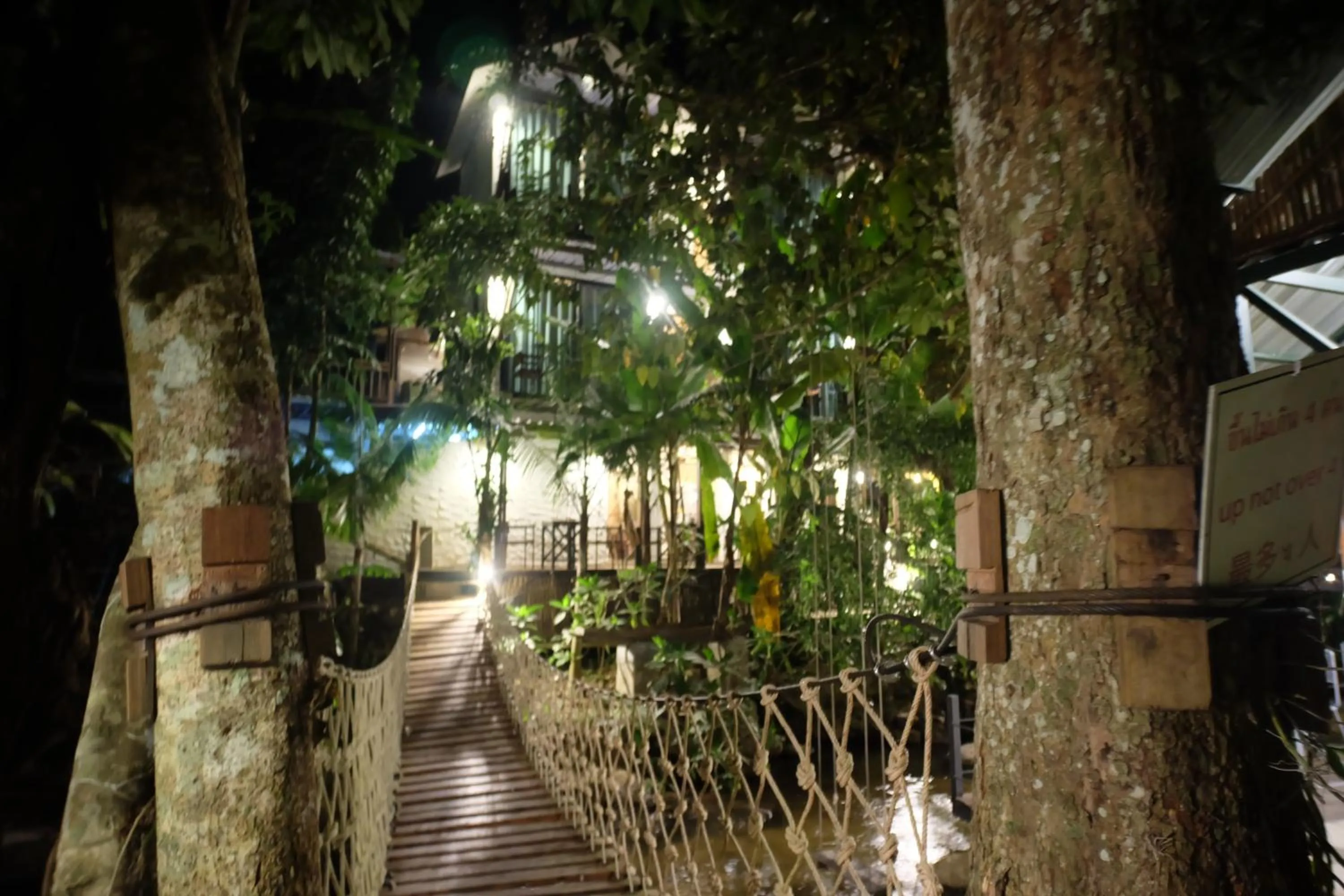 Night in Voraman Hut