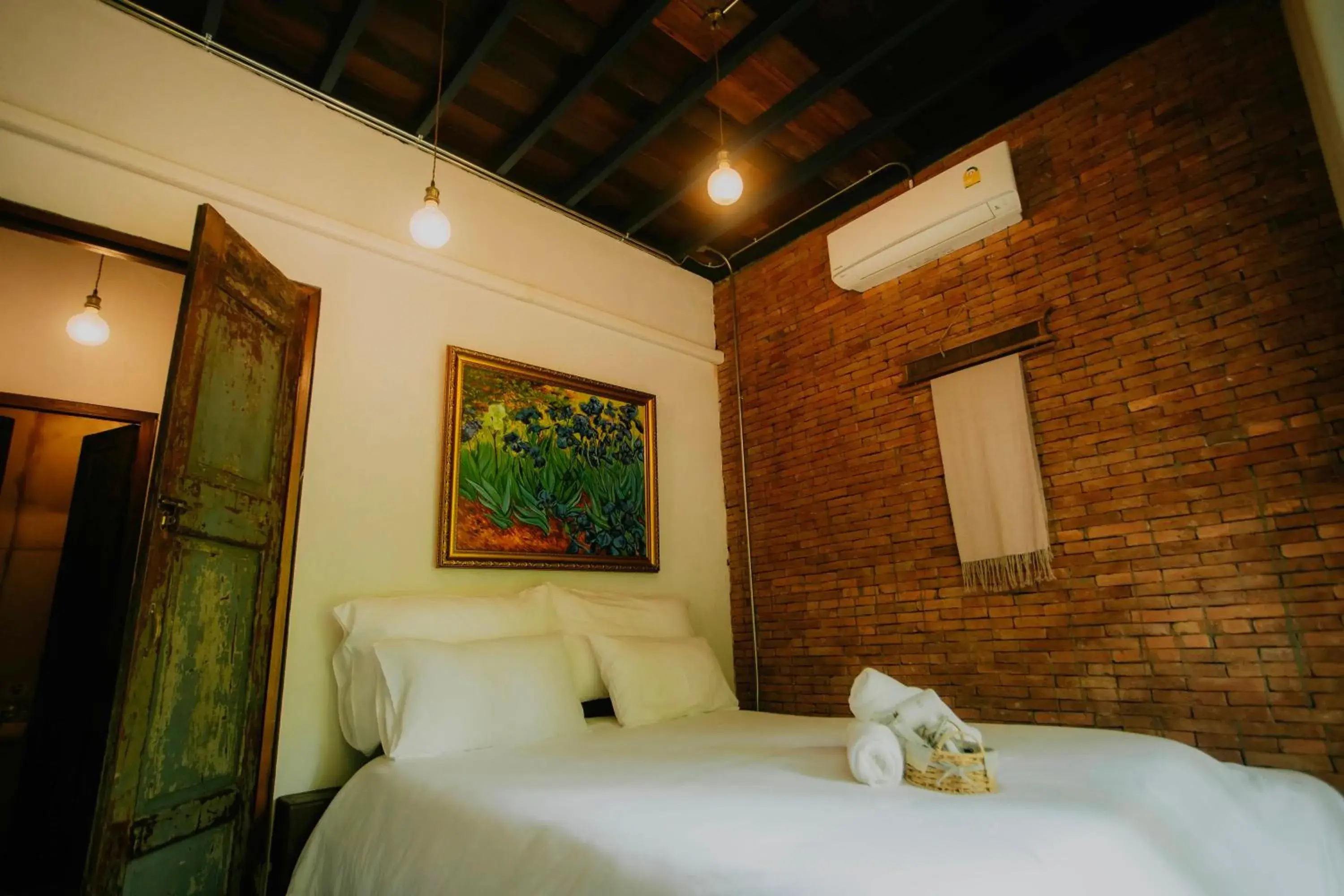 Bed in Voraman Hut Bed in Voraman Hut