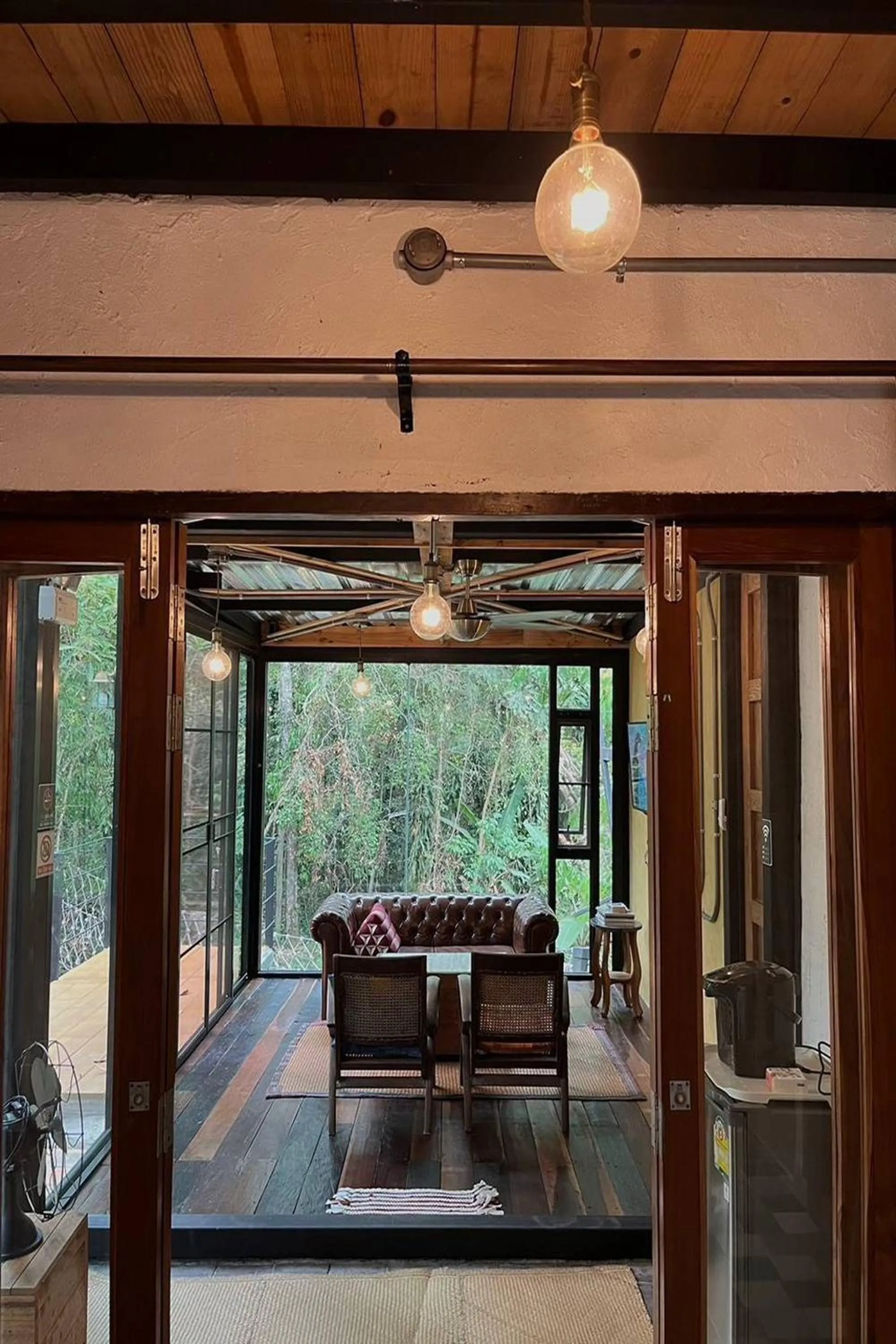 Seating area in Voraman Hut