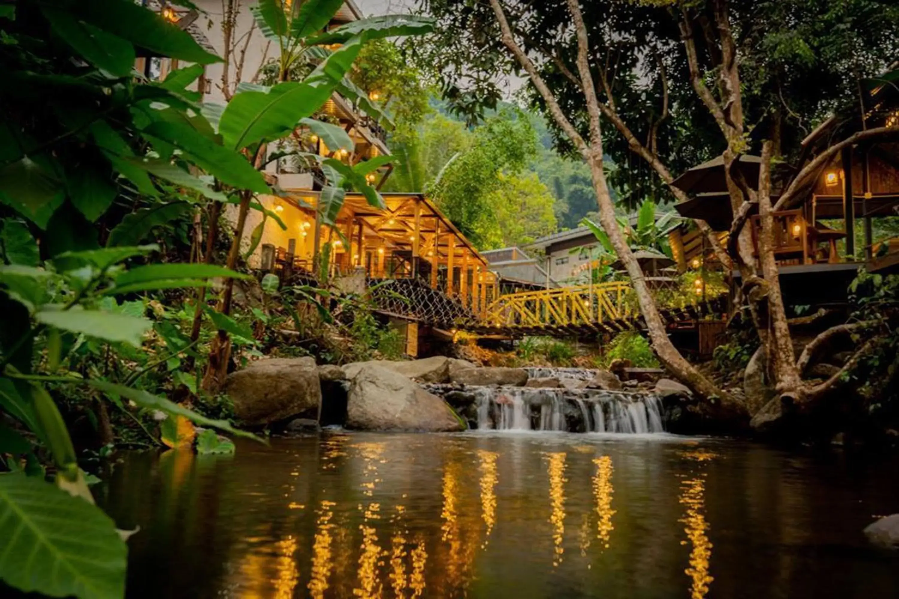 Lake view in Voraman Hut Lake view in Voraman Hut
