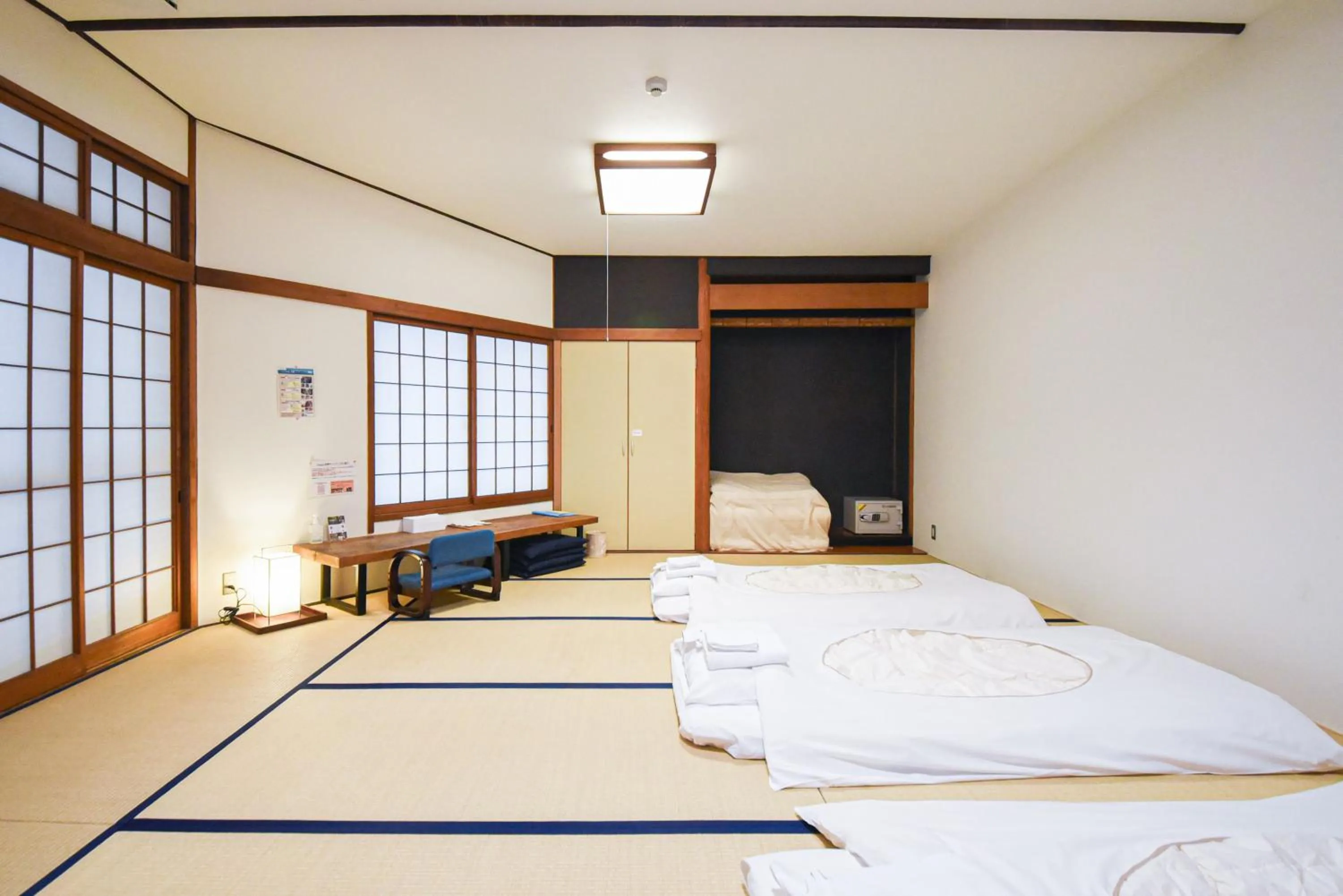 Bed in 4S STAY Awaikeda Ekimae