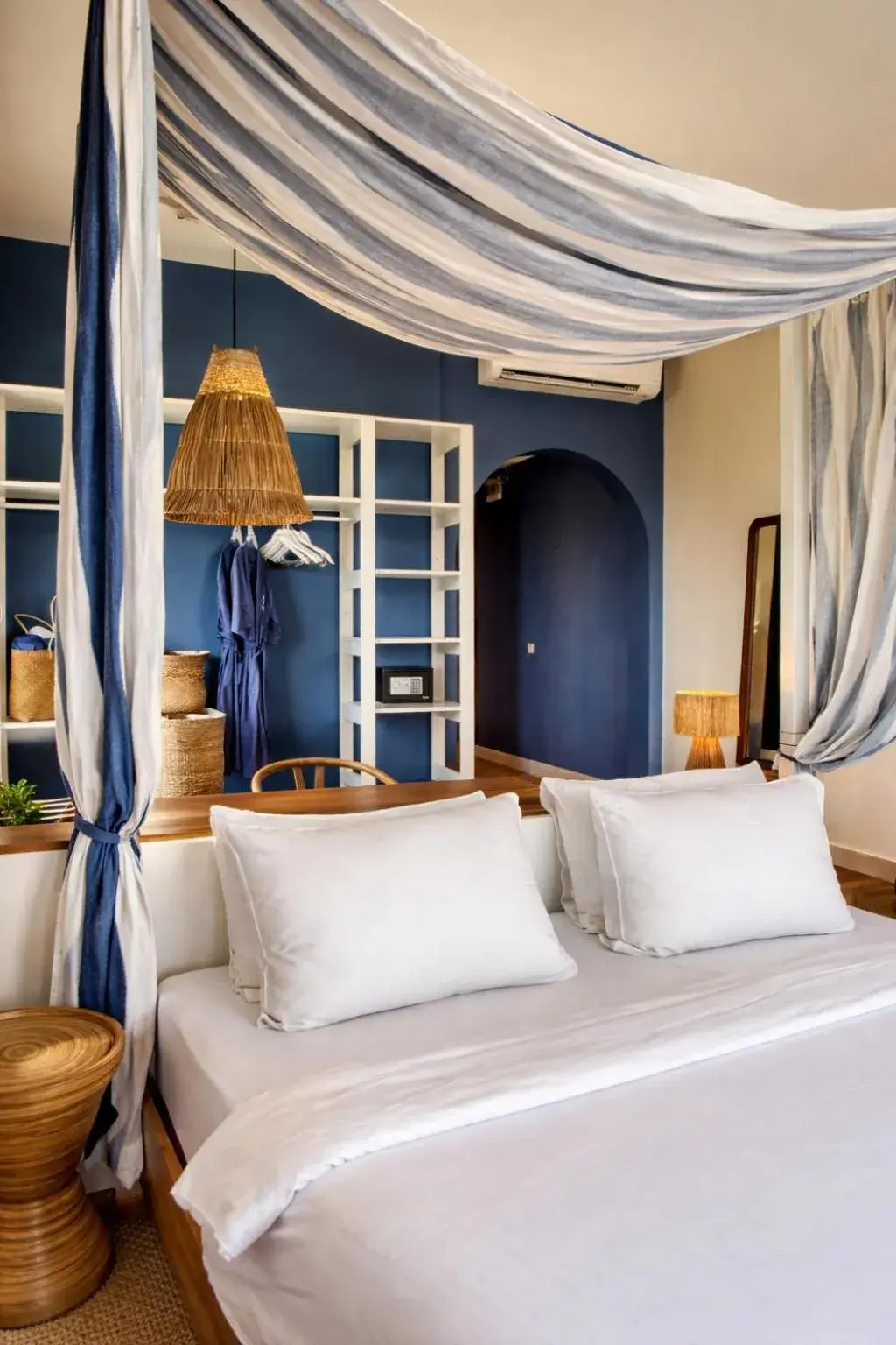 Premium Ocean View with Balcony in Baan Jai Dee Beach Front Hotel Premium Ocean View with Balcony in Baan Jai Dee Beach Front Hotel