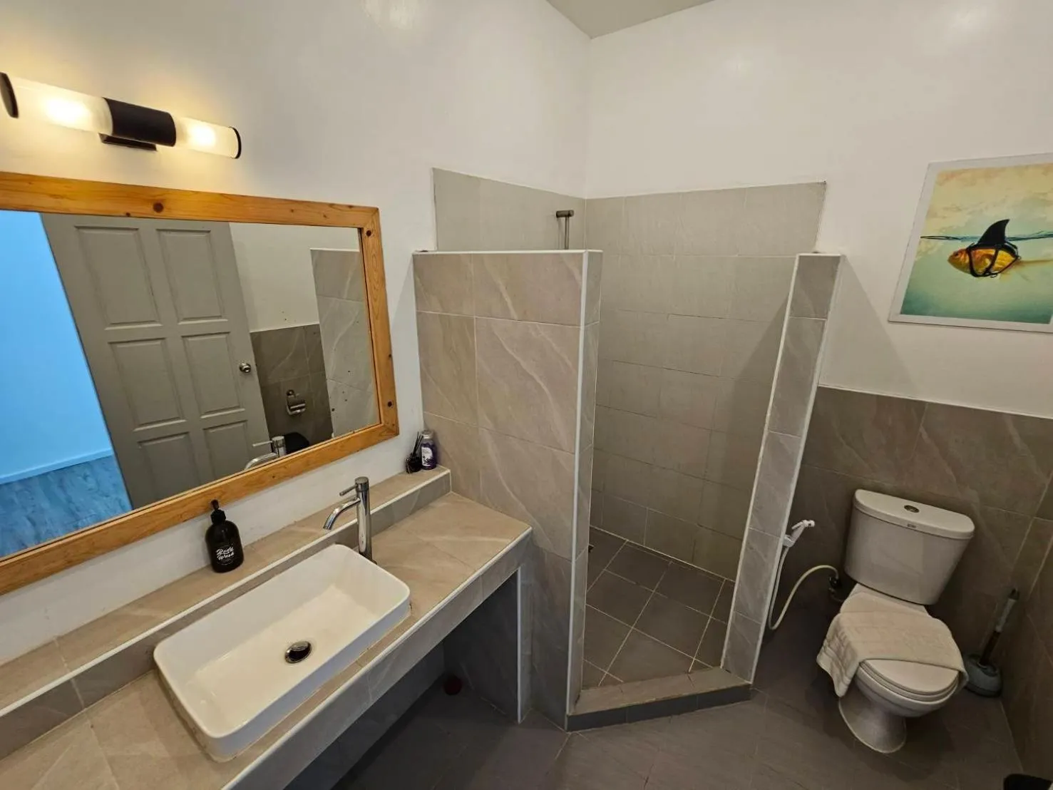 Toilet in Baan Jai Dee Beach Front Hotel