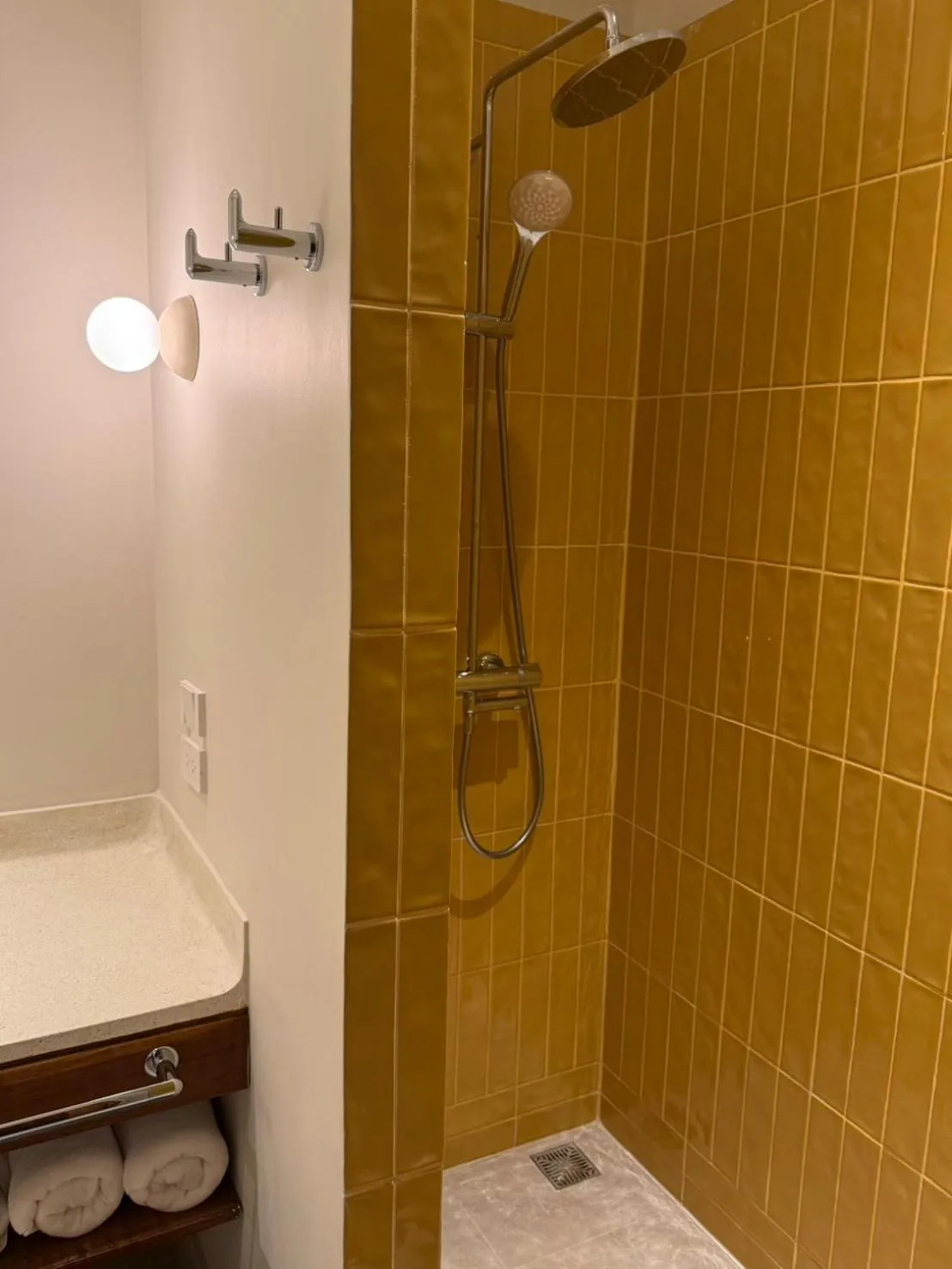 Bathroom in Baan Jai Dee Beach Front Hotel