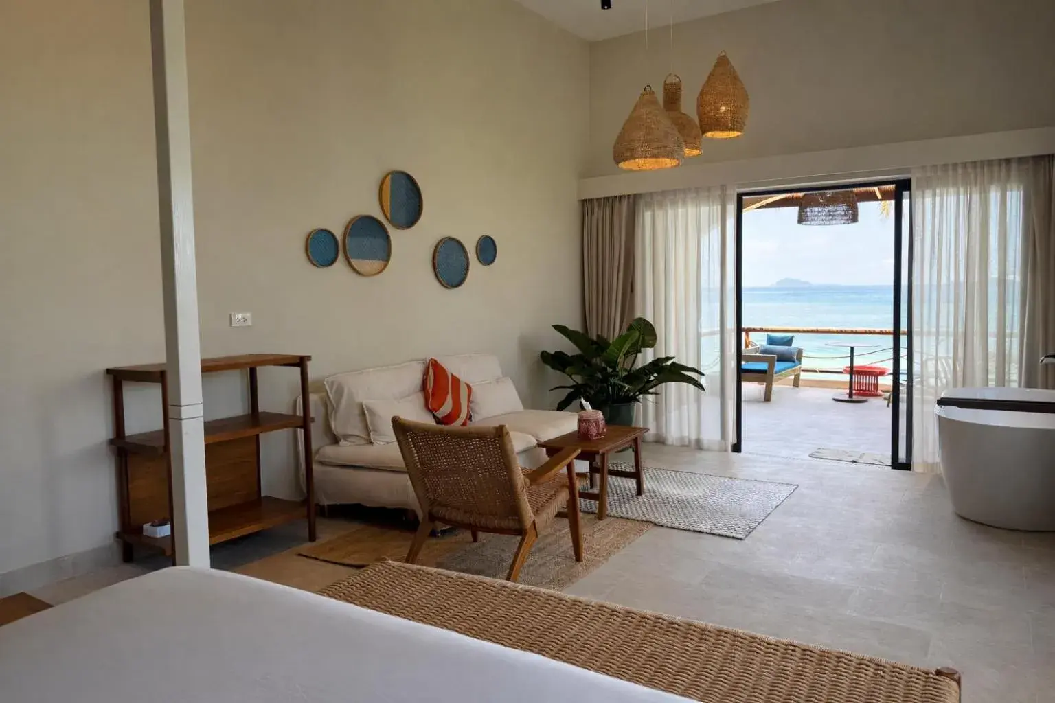 Premium Ocean View with Balcony in Baan Jai Dee Beach Front Hotel Premium Ocean View with Balcony in Baan Jai Dee Beach Front Hotel