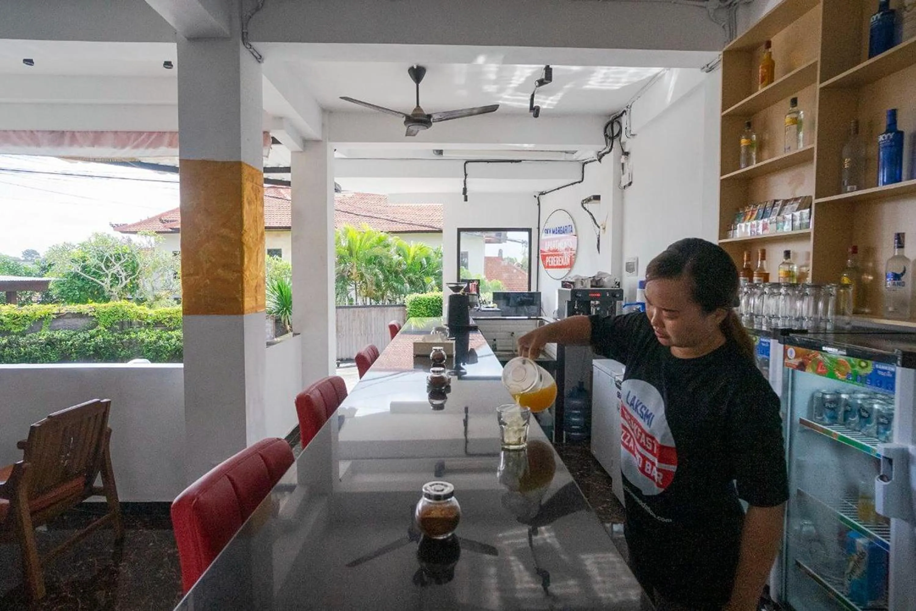 Restaurant/places to eat in Margarita Surf Hostel Canggu