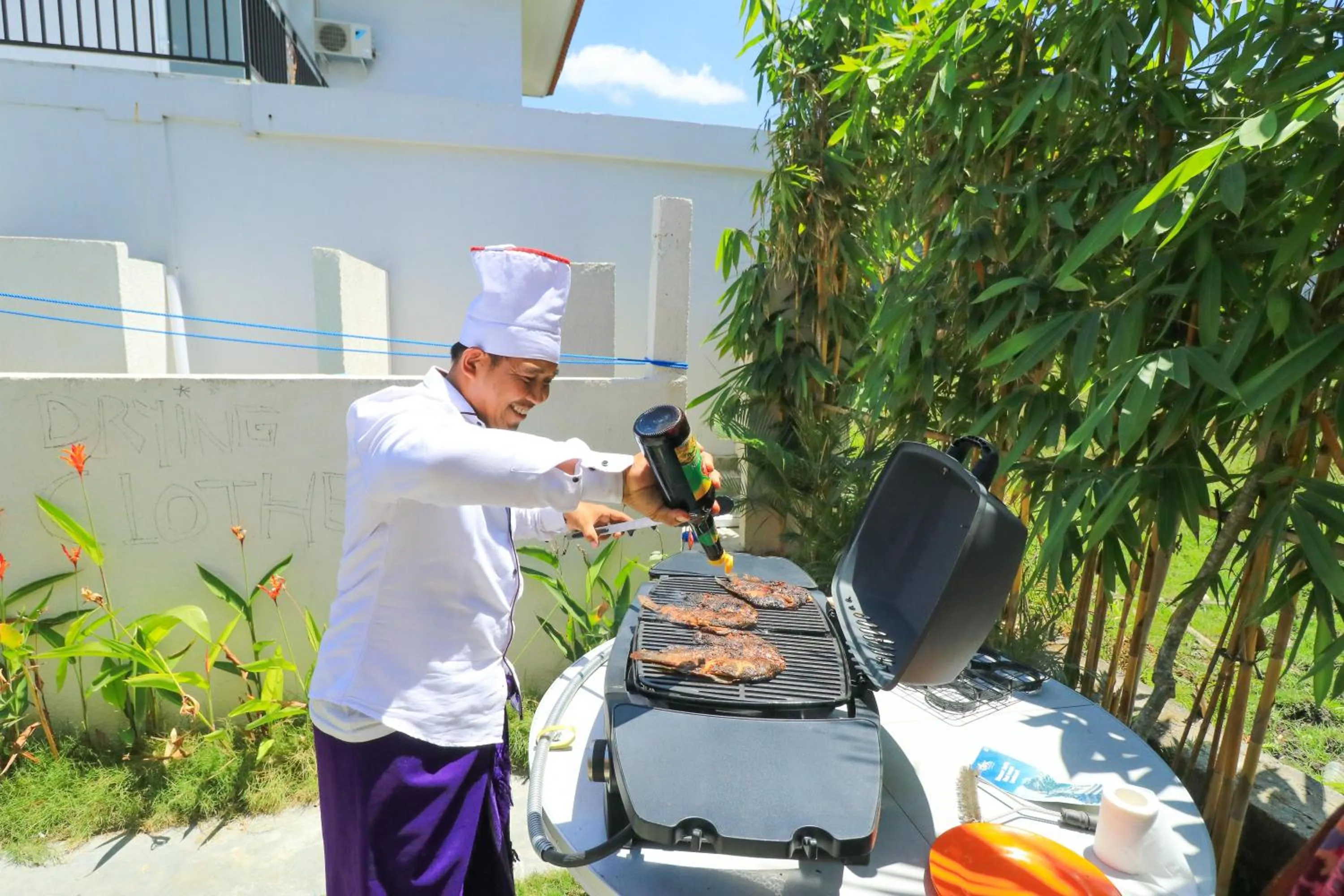 BBQ facilities in Margarita Surf Hostel Canggu