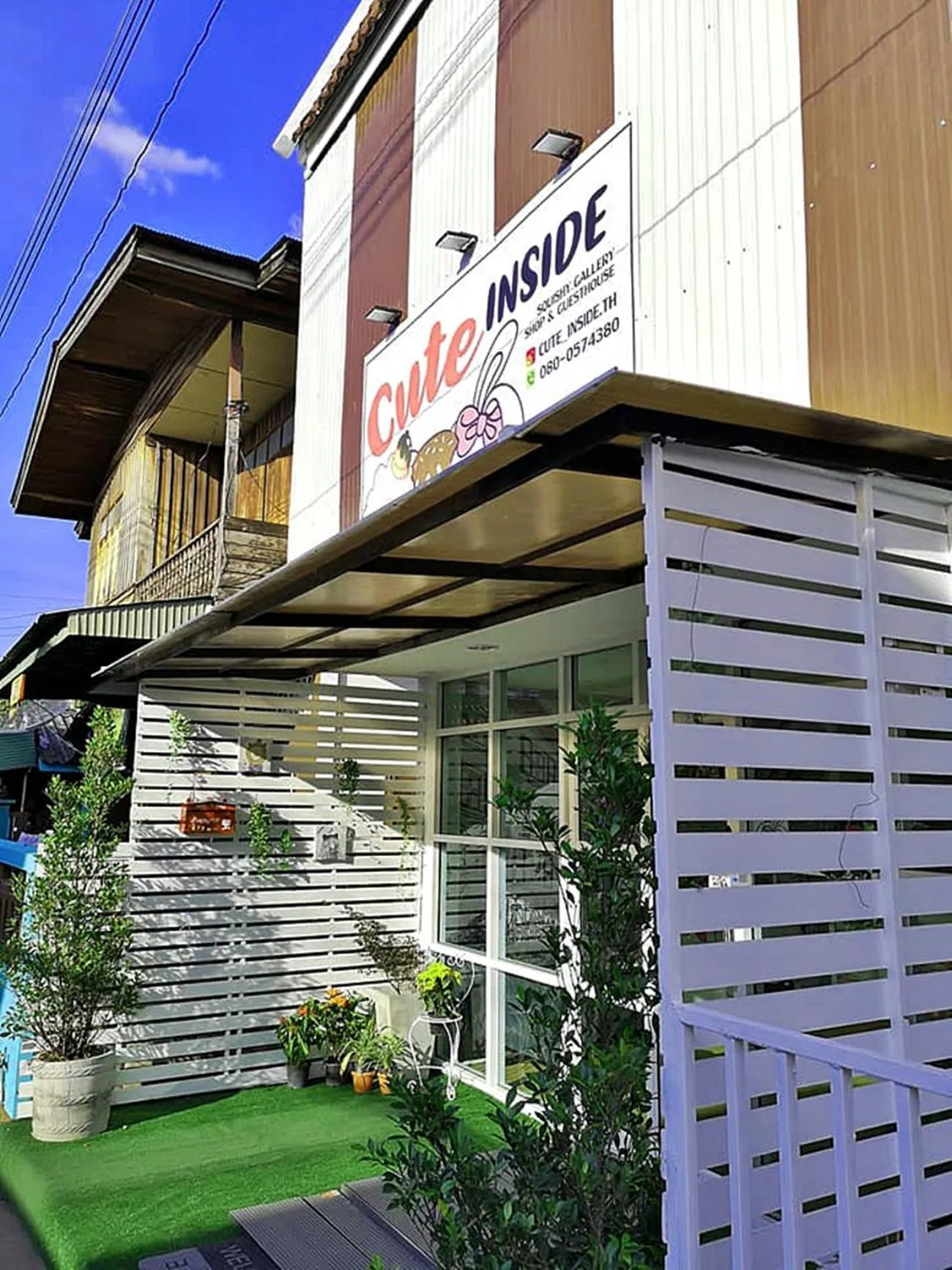 Facade/entrance in CuteinNan Hostel