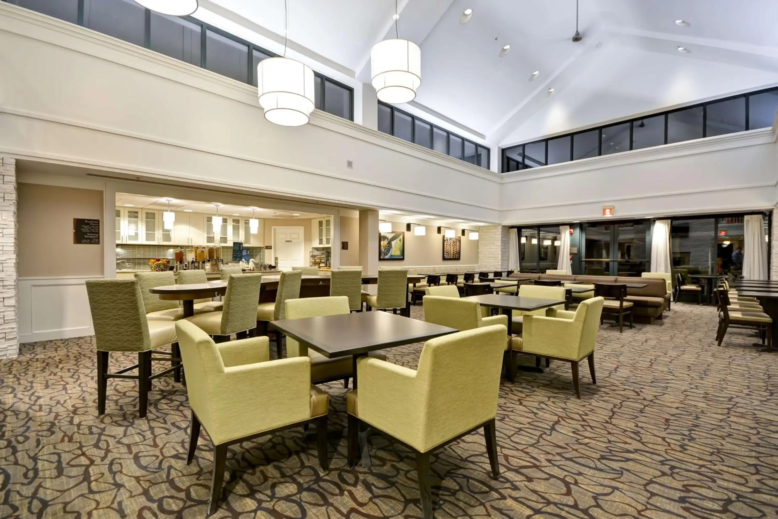 Restaurant/places to eat in Homewood Suites Dulles-International Airport Restaurant/places to eat in Homewood Suites Dulles-International Airport